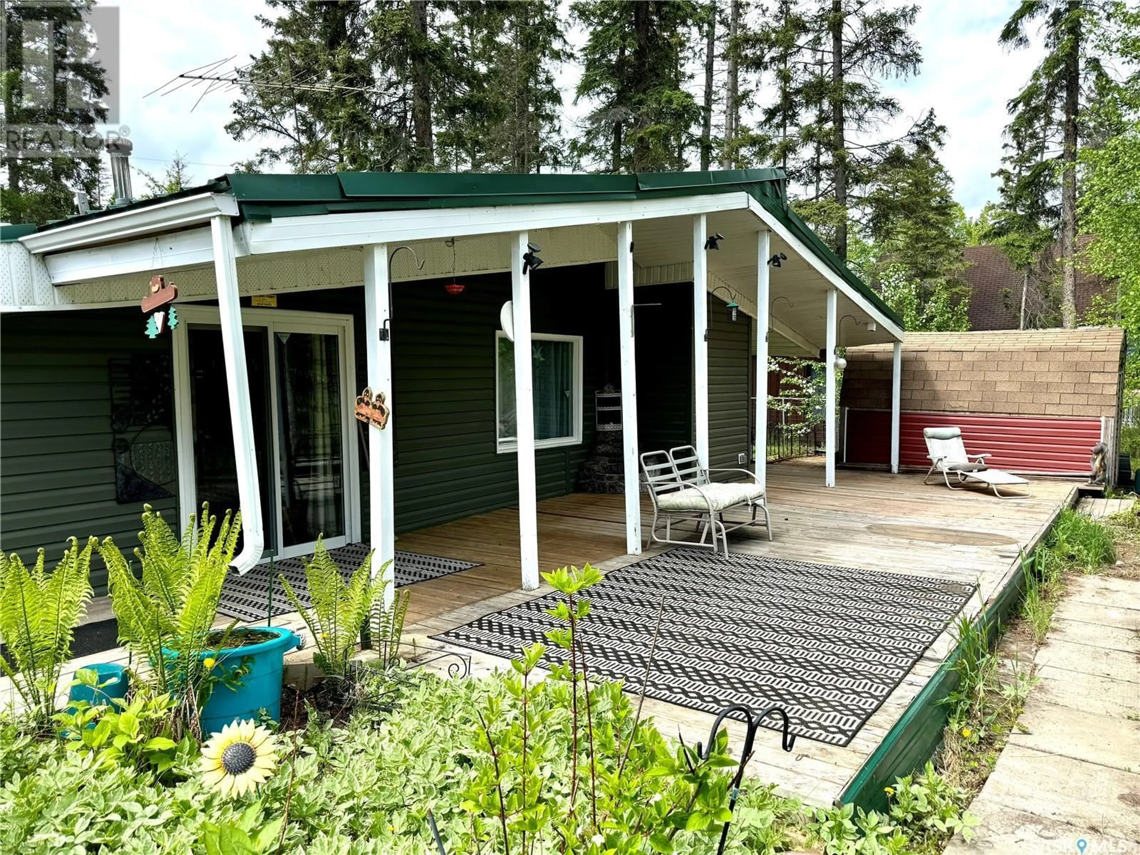 Patio, cottage for 218 Kaldor AVENUE, Emma Lake Saskatchewan S0J0N0