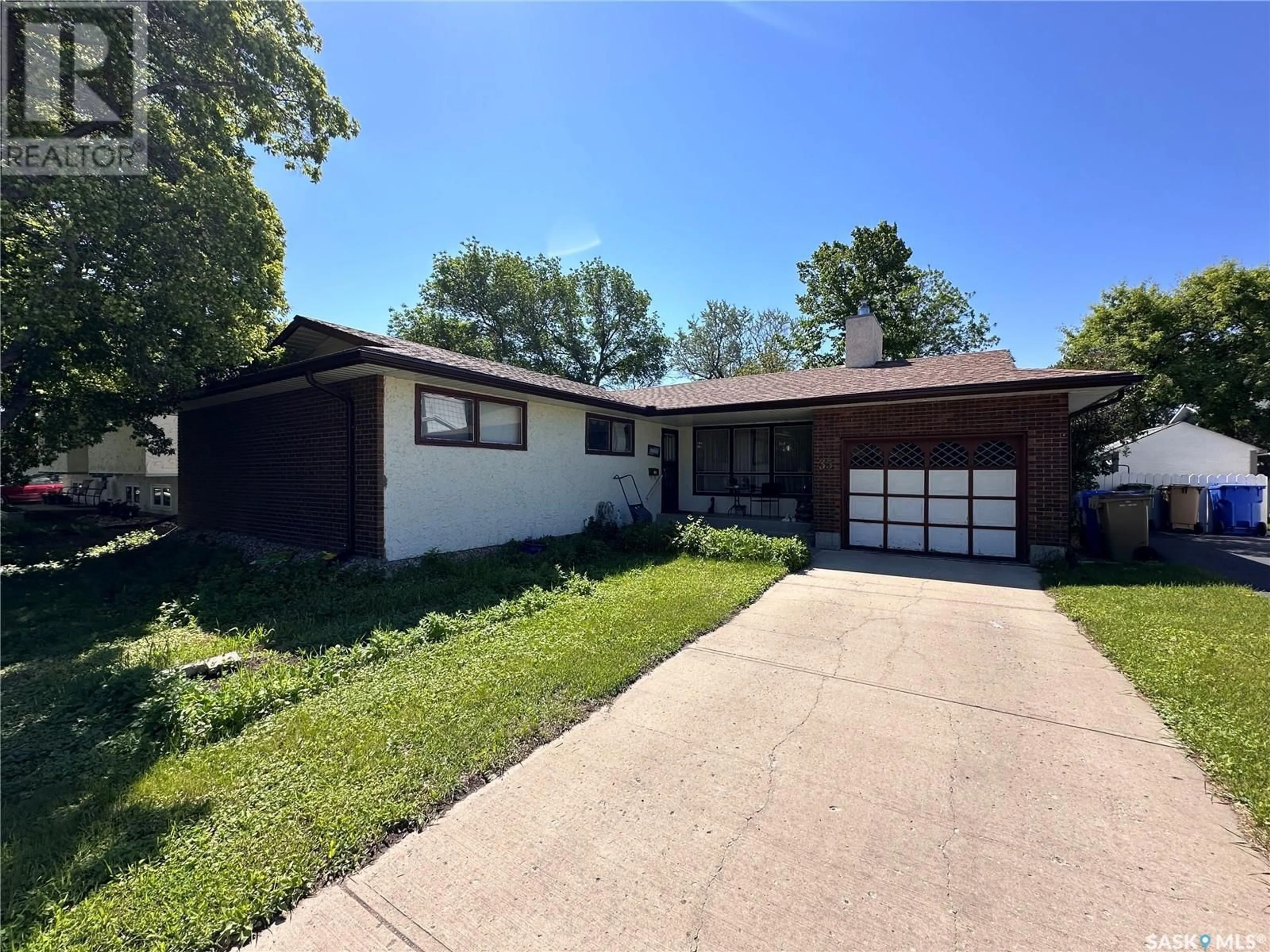 Frontside or backside of a home for 35 Laubach AVENUE, Regina Saskatchewan S4S6C3