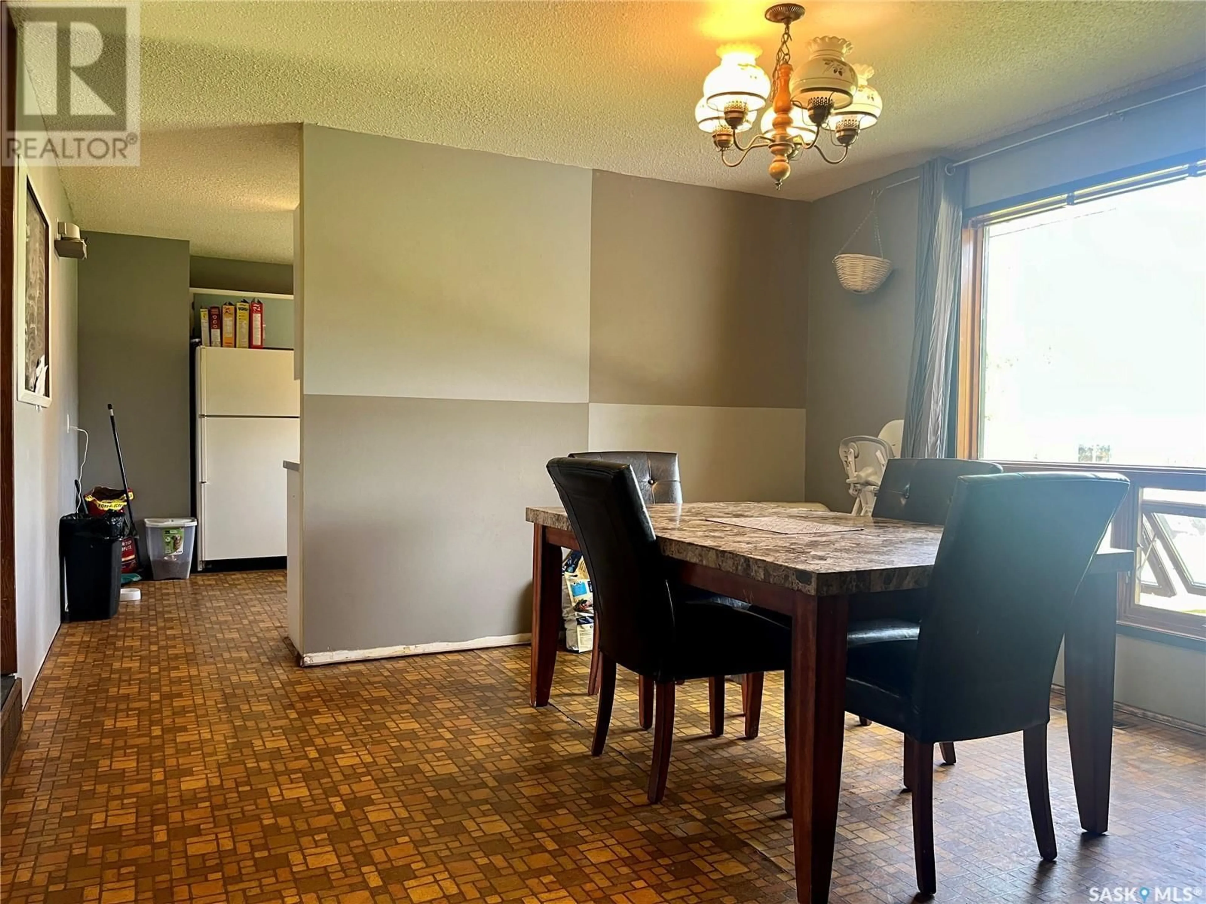 Dining room for 715 2nd STREET S, Leask Saskatchewan S0J1M0