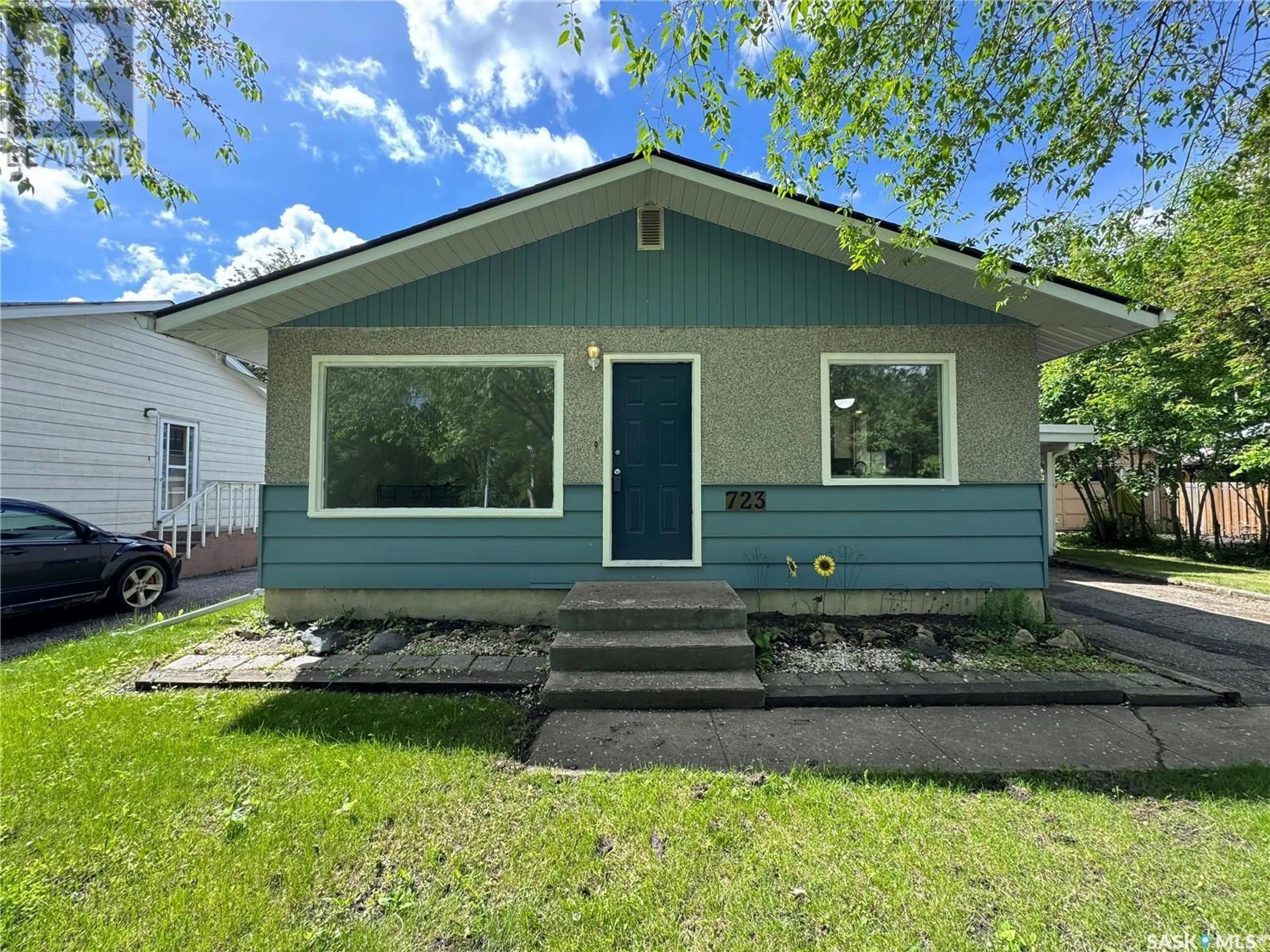 Frontside or backside of a home for 723 22nd STREET E, Prince Albert Saskatchewan S6V1N9