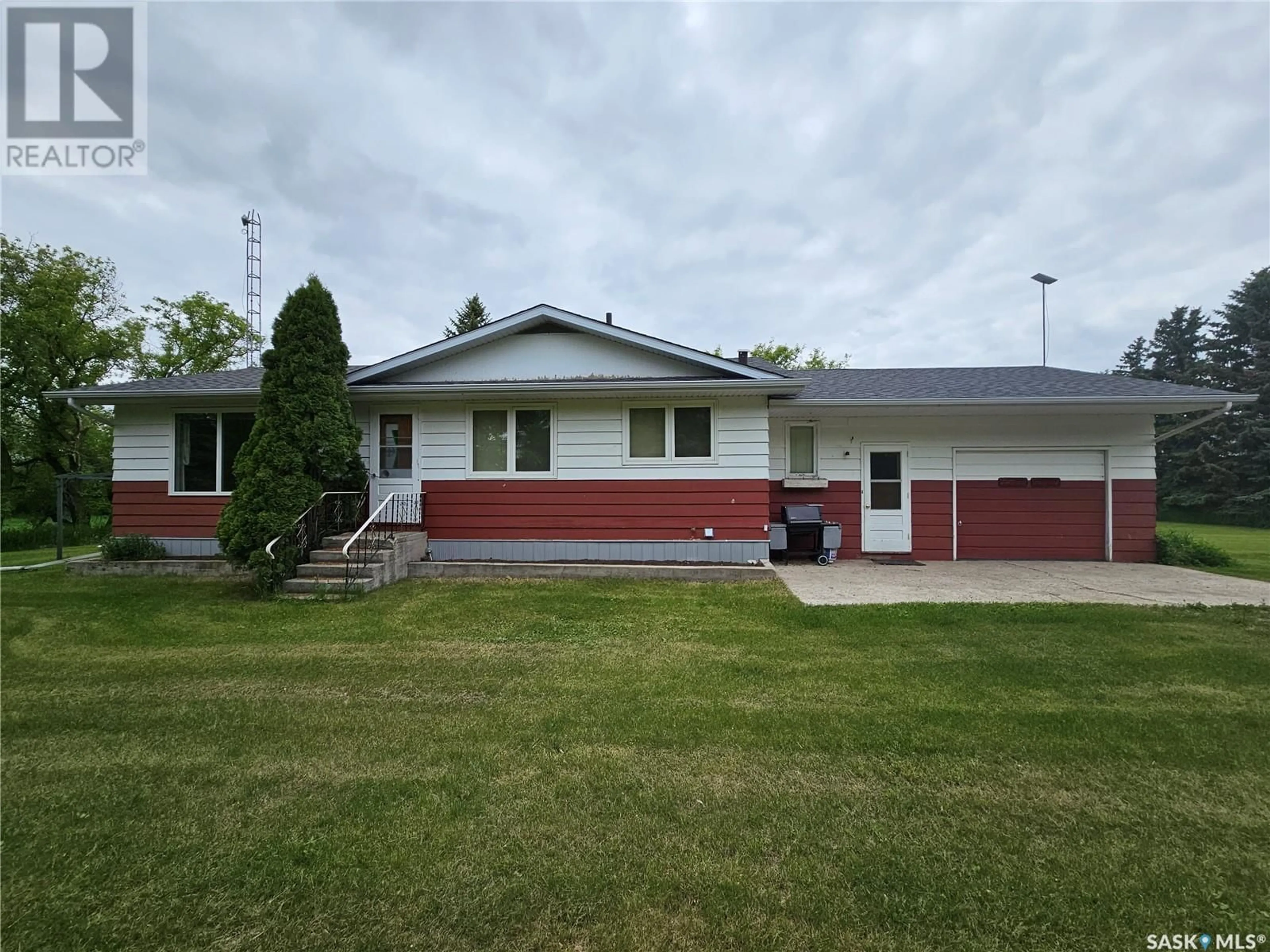 Frontside or backside of a home for Wilton Acreage, Silverwood Rm No. 123 Saskatchewan S0G2X0