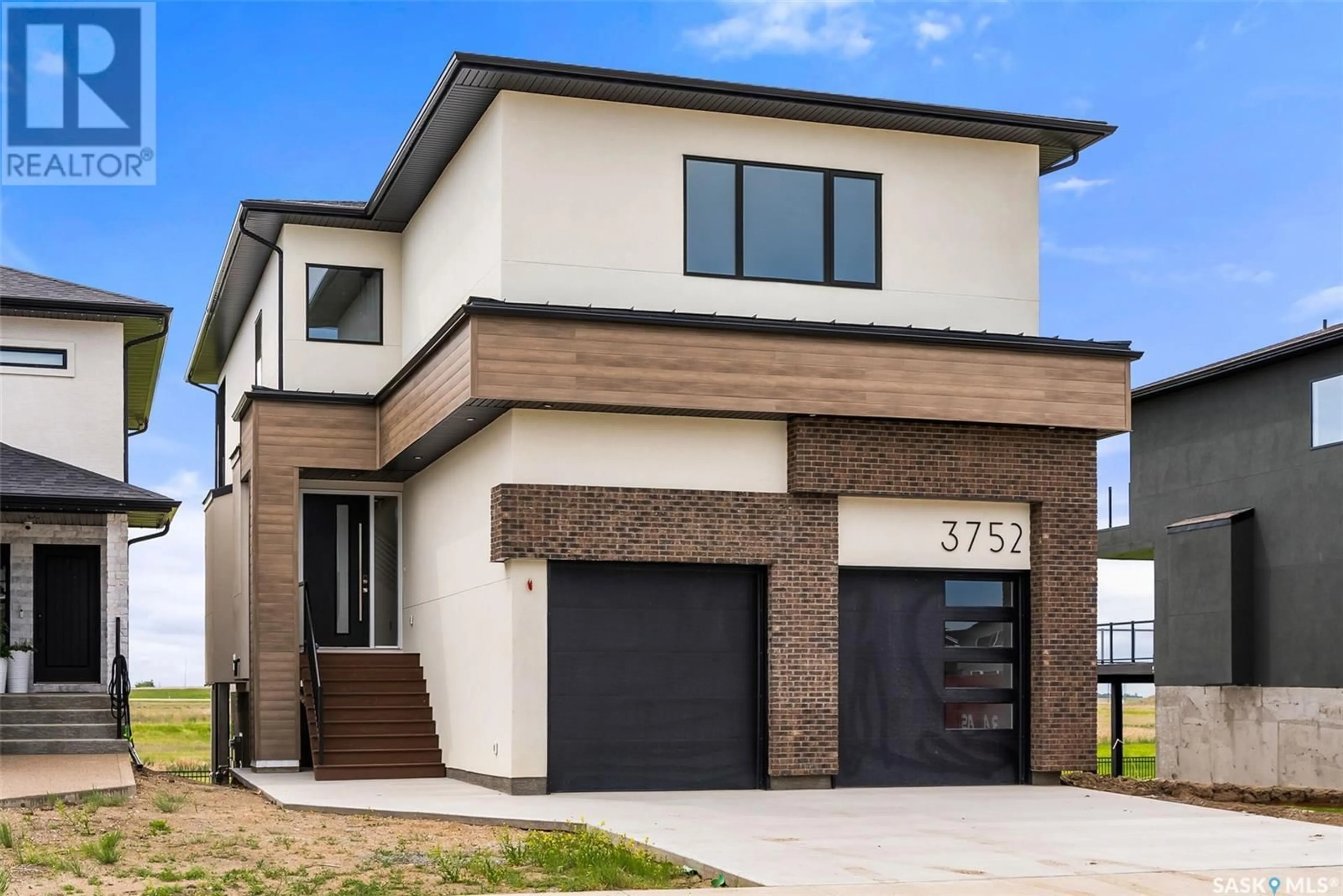 Home with brick exterior material for 3752 Gee CRESCENT, Regina Saskatchewan S4V3P1