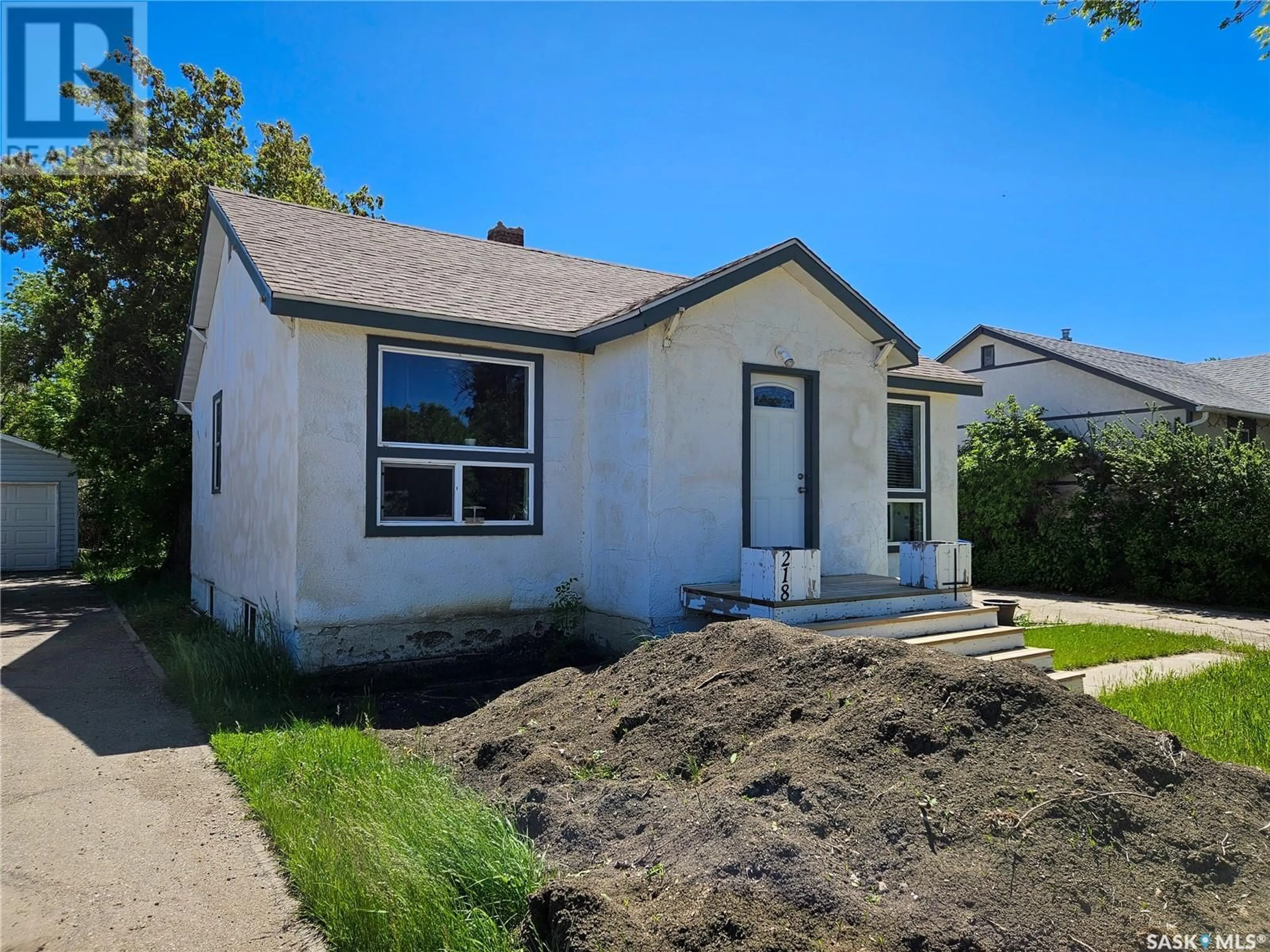 Frontside or backside of a home for 218 2nd AVENUE E, Elrose Saskatchewan S0L0Z0