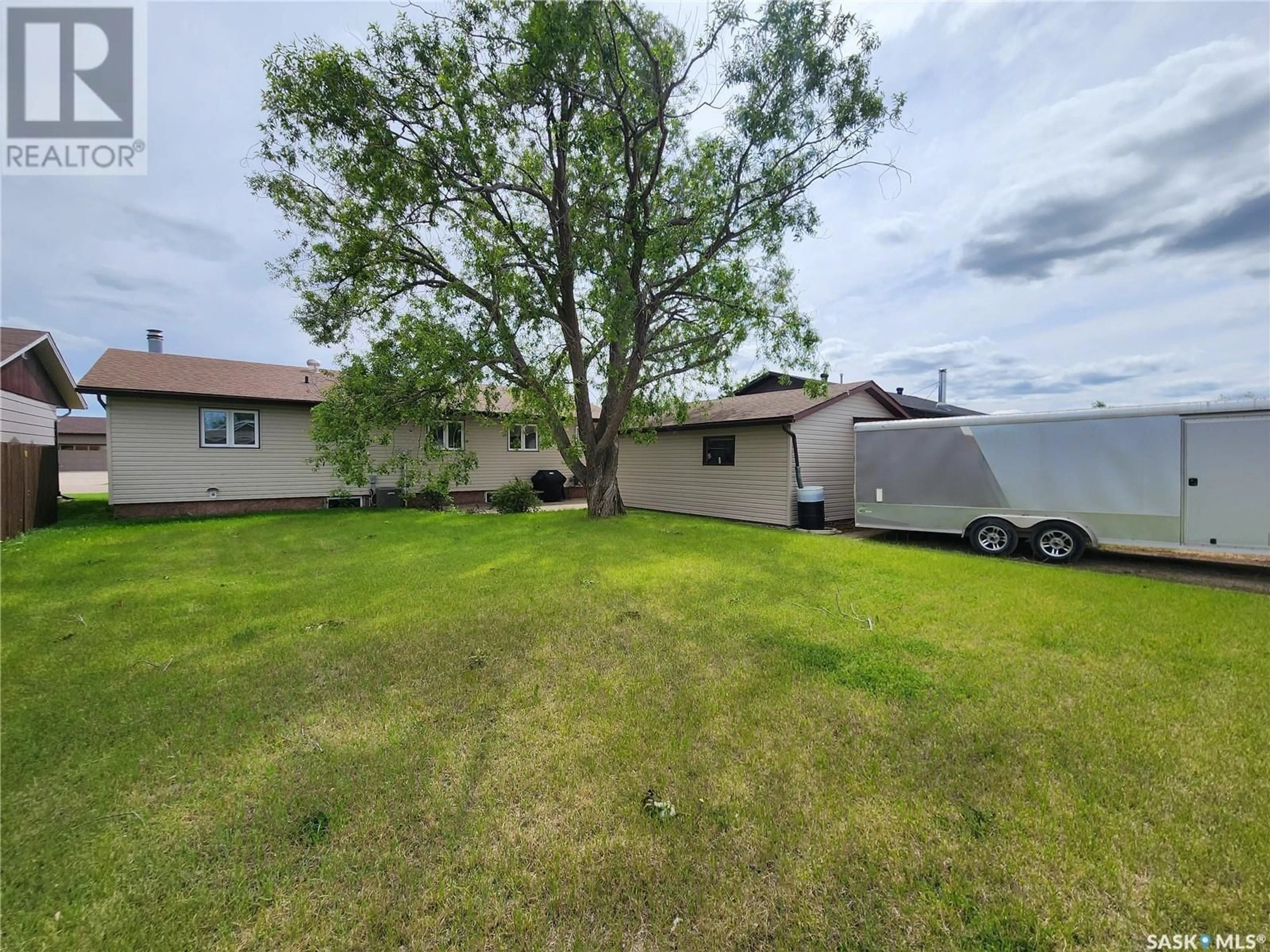 Frontside or backside of a home for 12 Combe AVENUE, Melville Saskatchewan S0A2P0