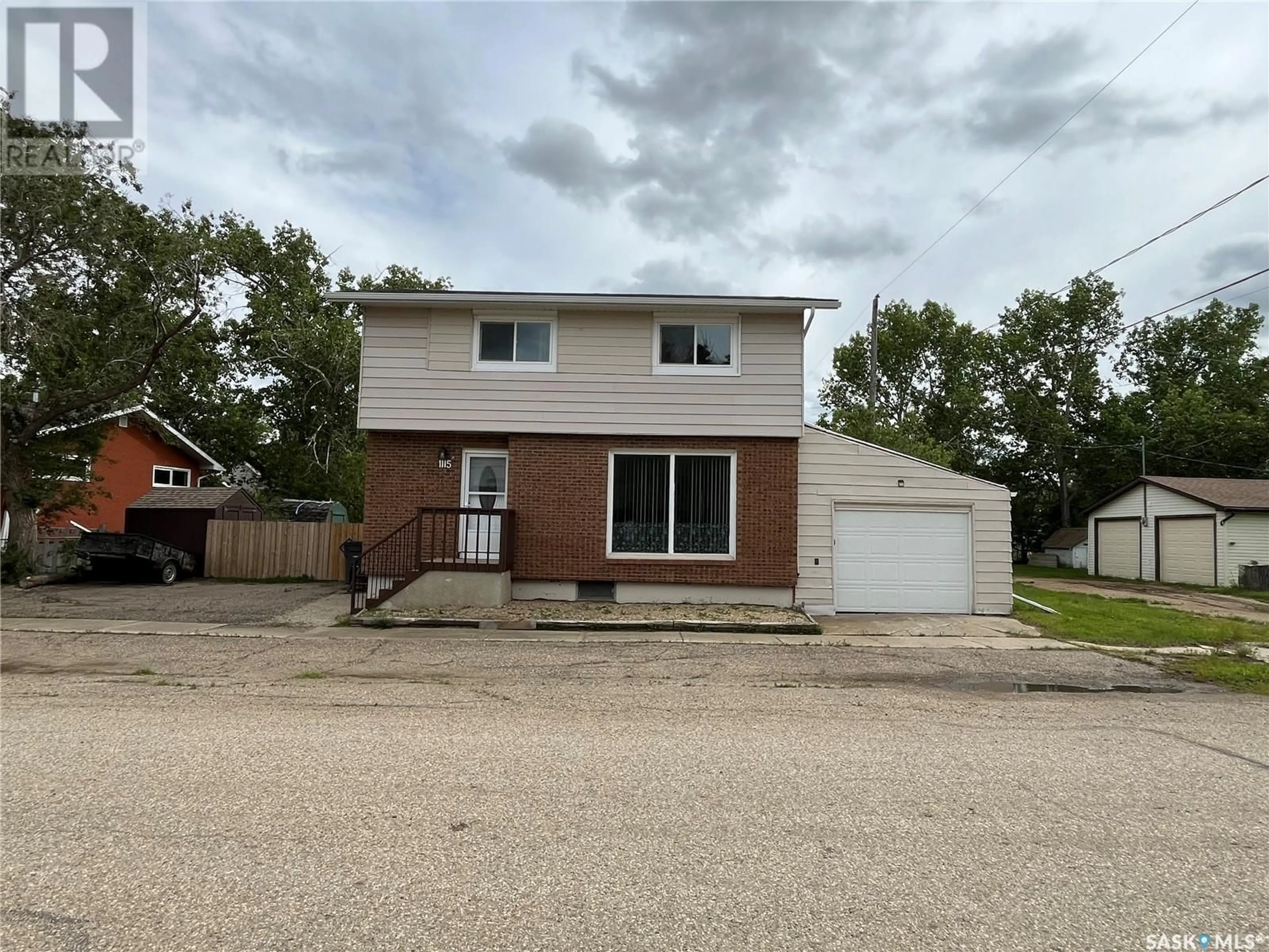 Frontside or backside of a home for 1115 Winnipeg AVENUE, Milestone Saskatchewan S0G3L0