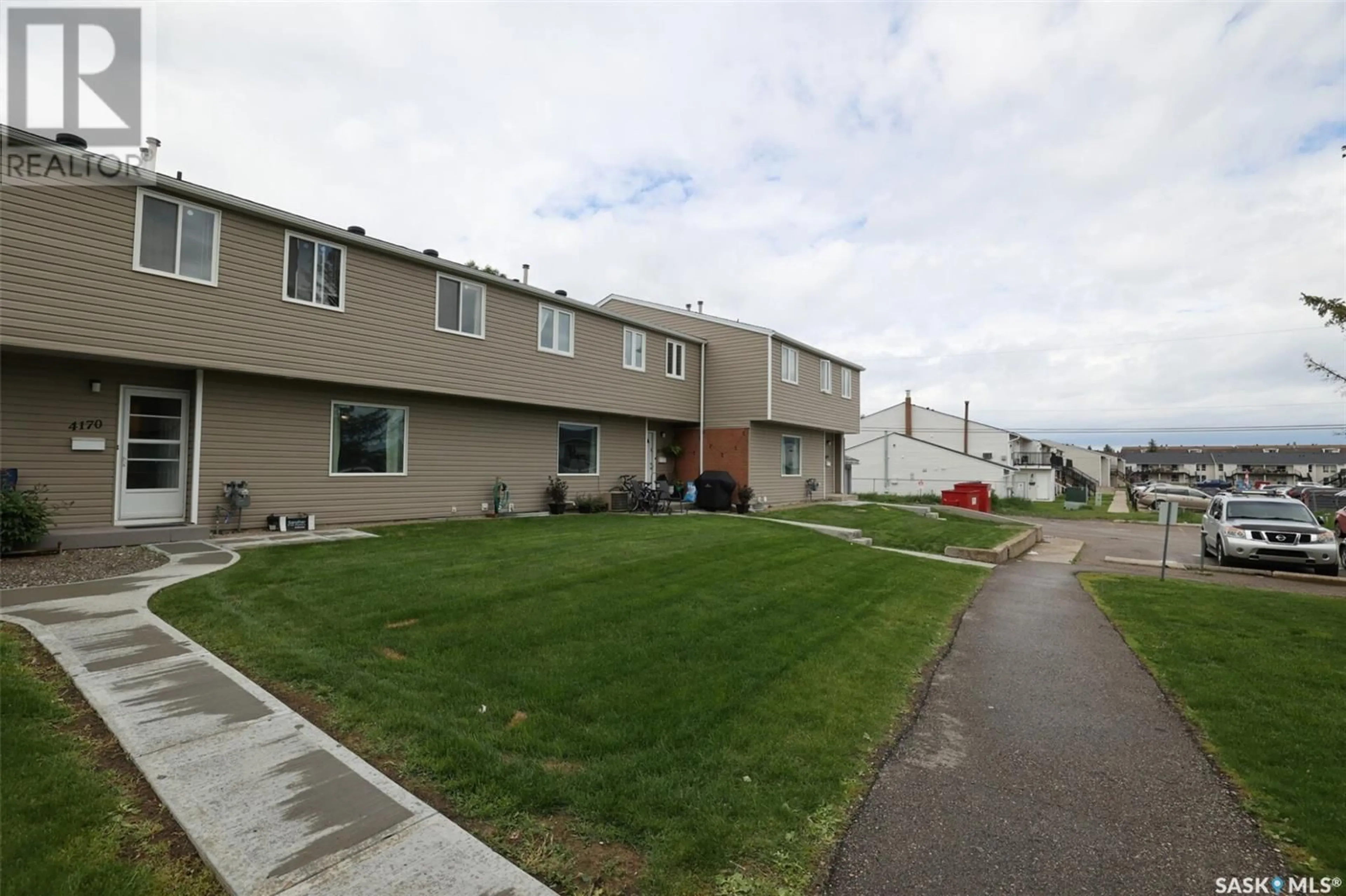1711 Castle Rd 4170 Castle ROAD, Regina, Saskatchewan | Condo | Wahi