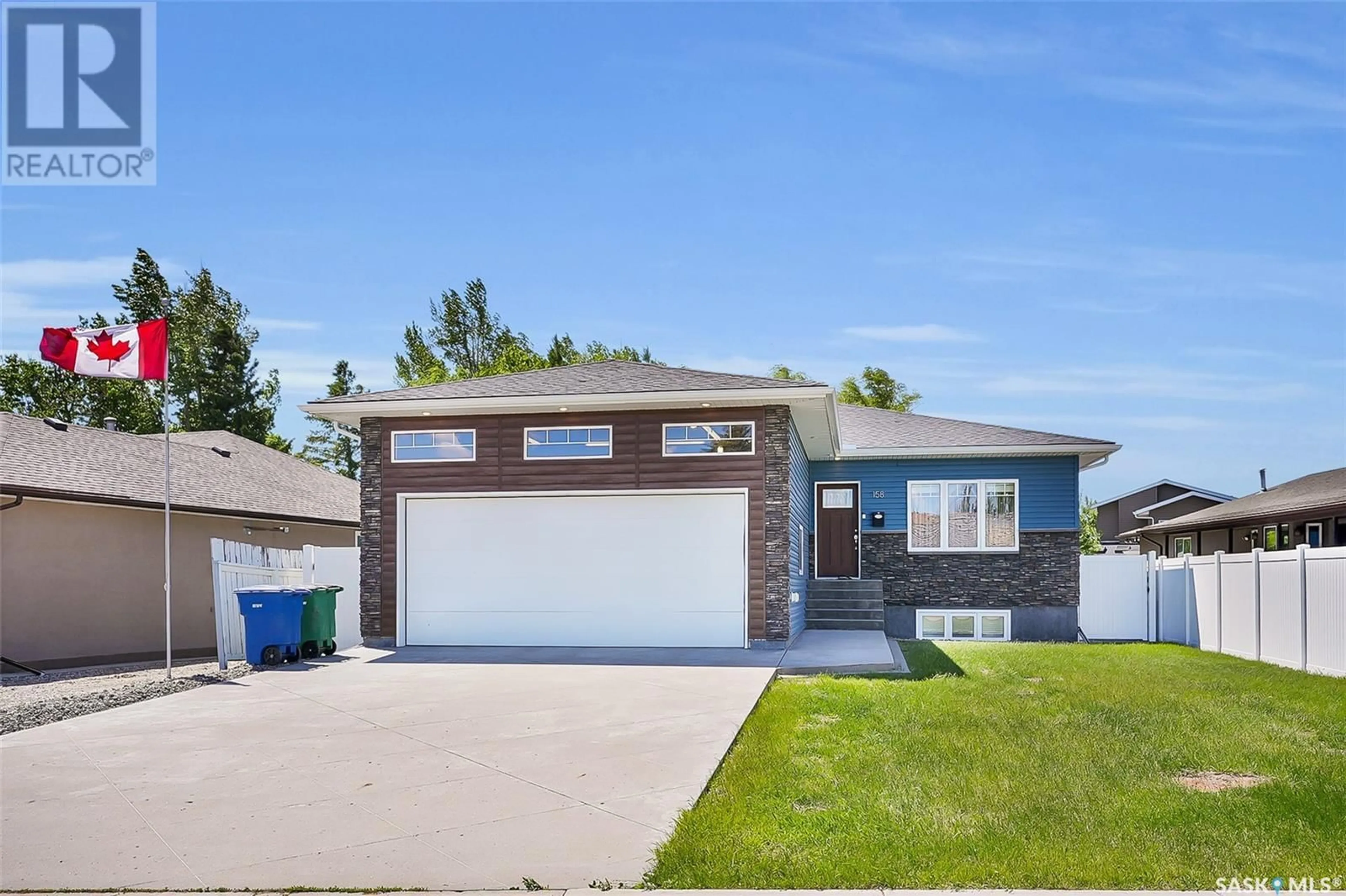 Frontside or backside of a home for 158 Wood Lily DRIVE, Moose Jaw Saskatchewan S6J1H5