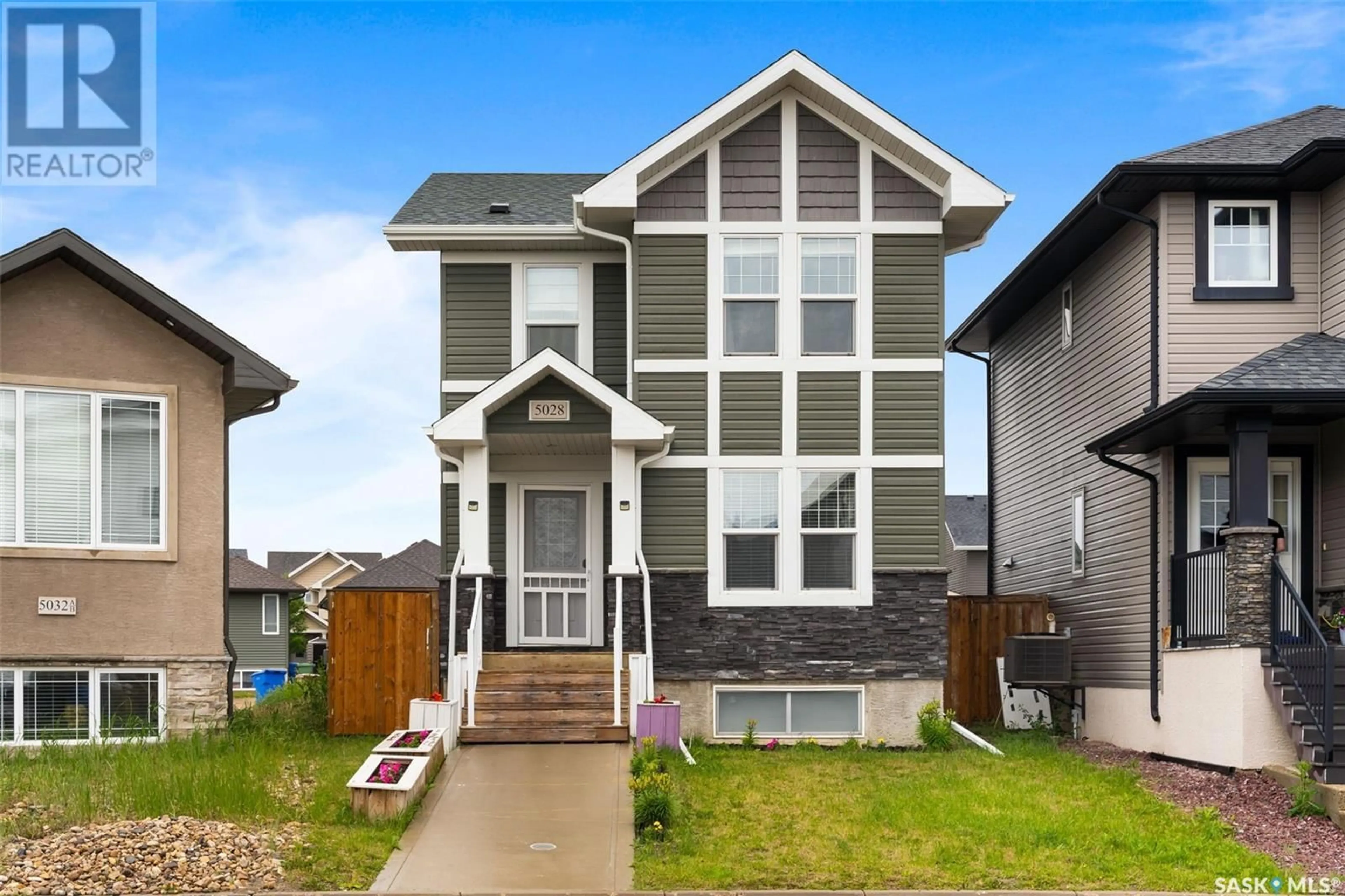 Frontside or backside of a home for 5028 Aerial CRESCENT, Regina Saskatchewan S4W0C8