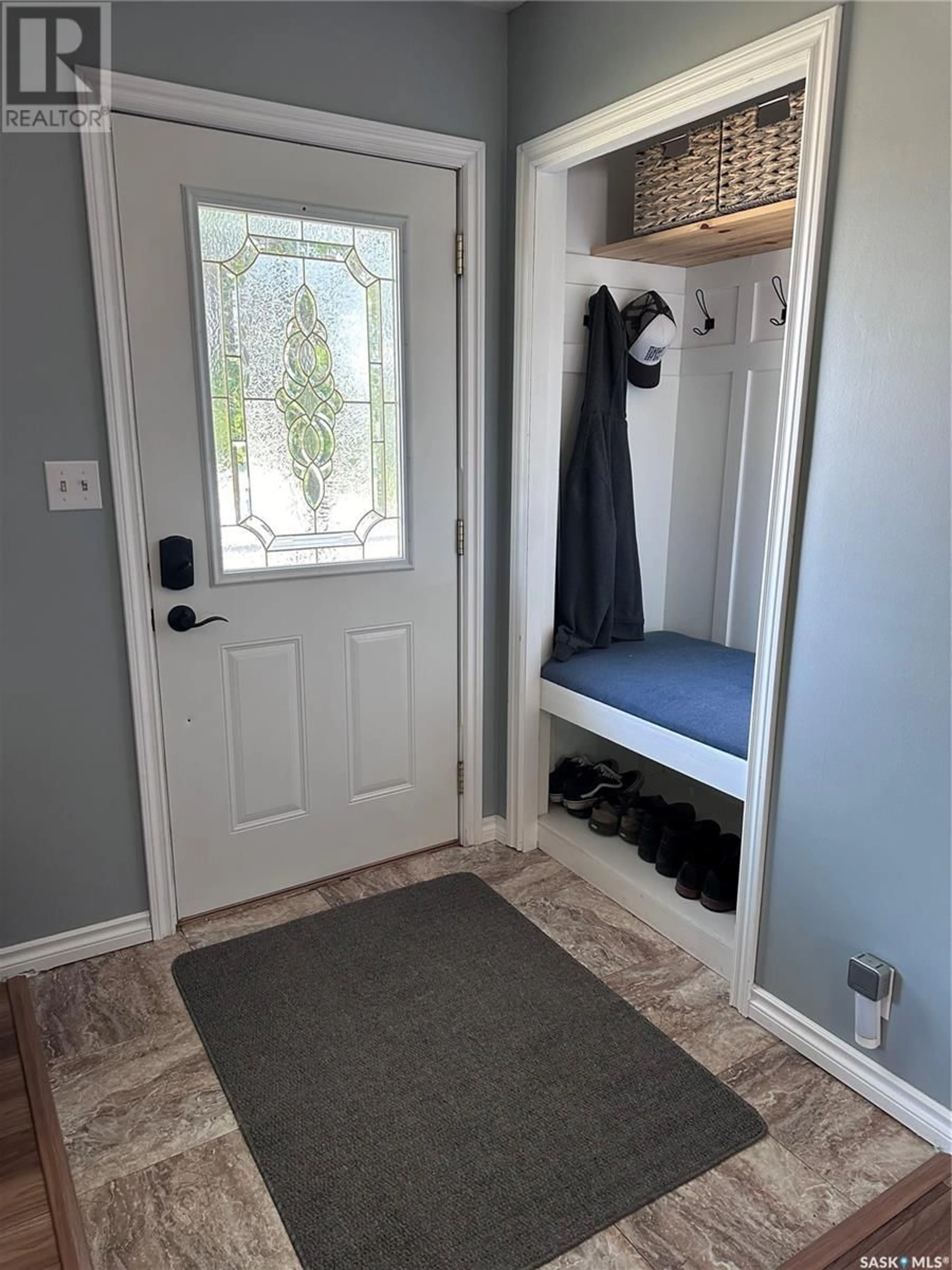 Indoor entryway for 409 Henry STREET, Estevan Saskatchewan S4A2C7