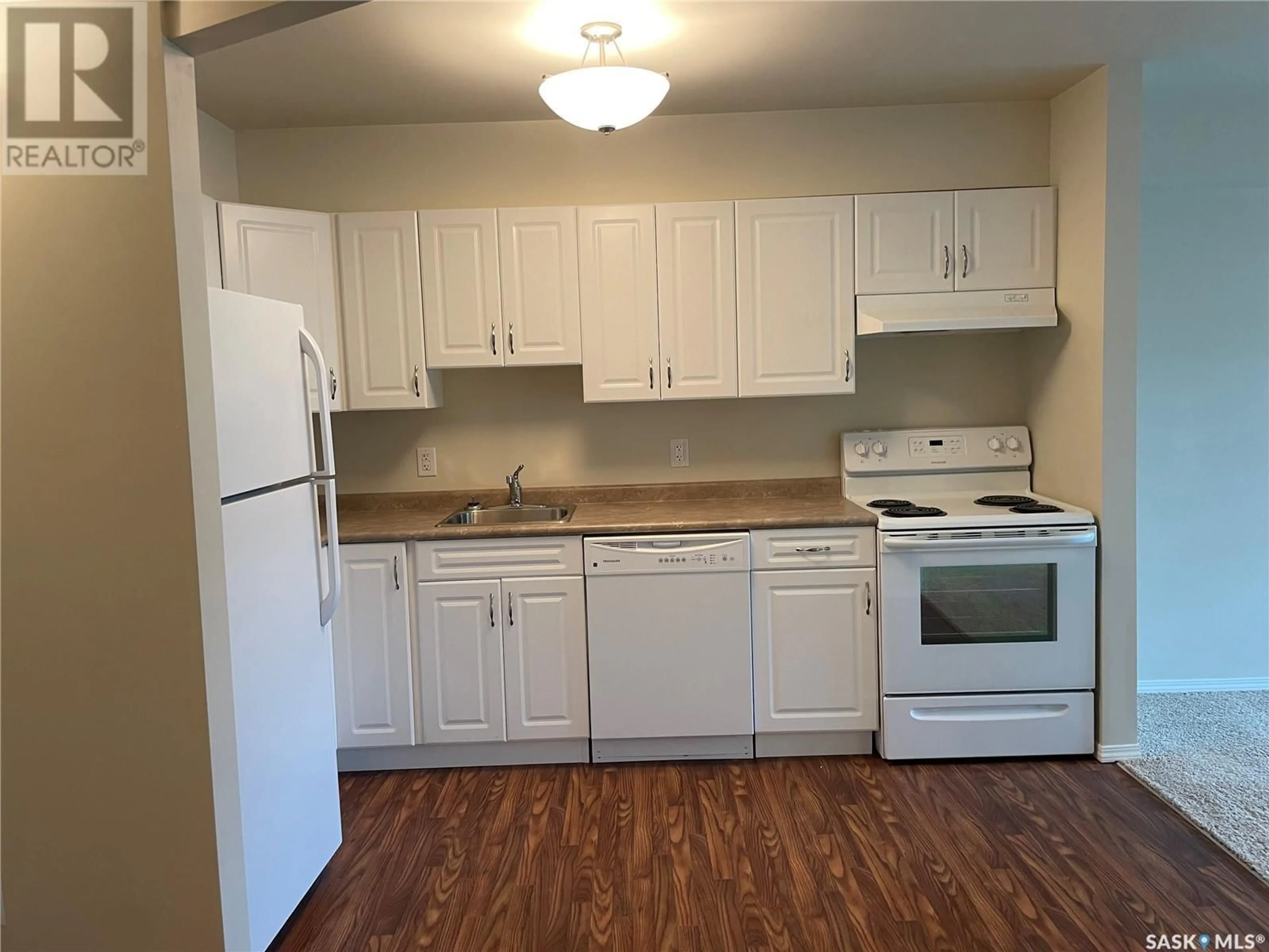 Standard kitchen for 311 601 110th AVENUE, Tisdale Saskatchewan S0E1T0