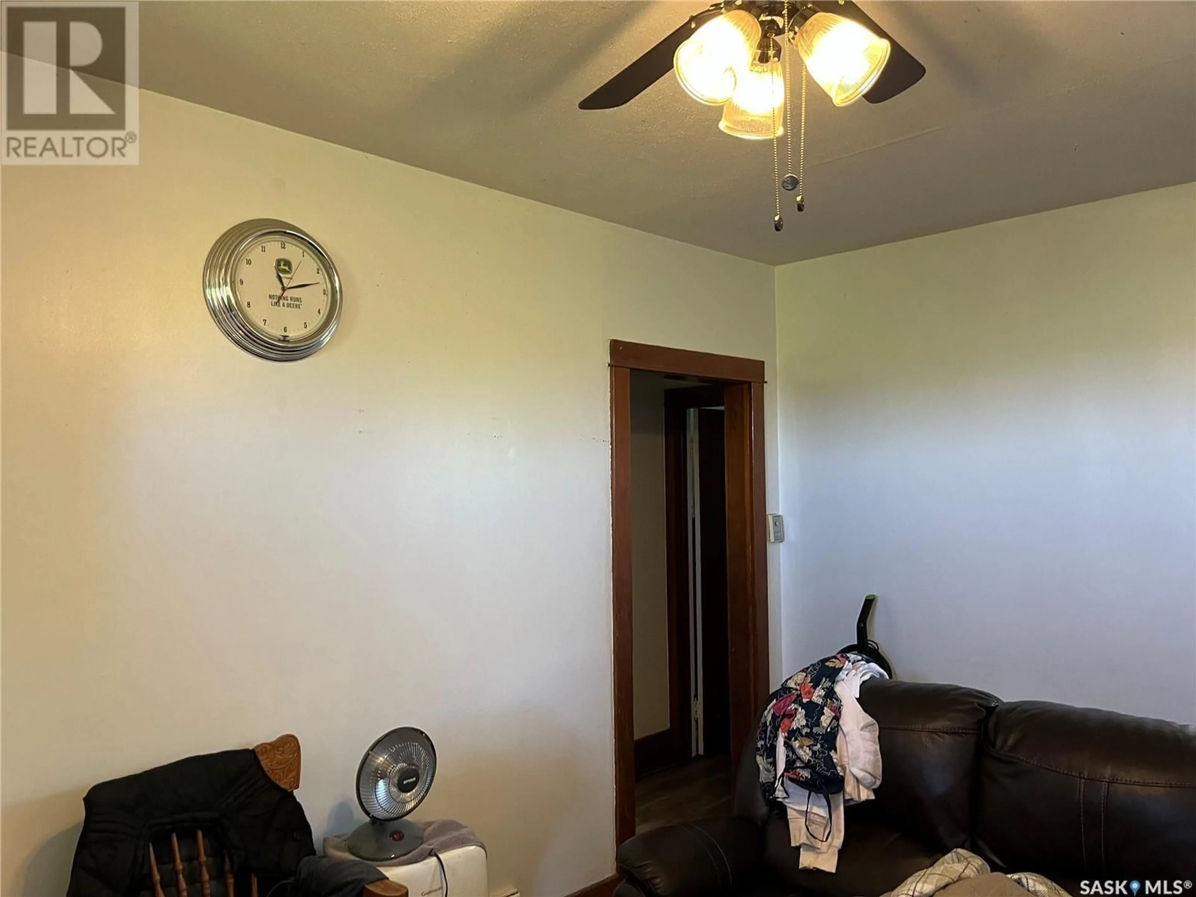 A pic of a room for 301 River STREET E, Prince Albert Saskatchewan S6V0A3