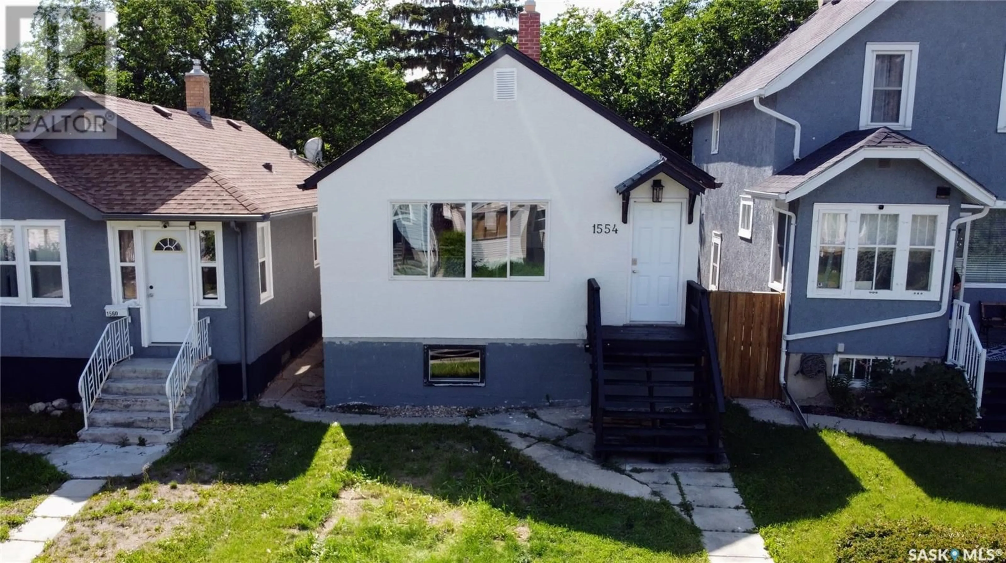 Frontside or backside of a home for 1554 MONTAGUE STREET, Regina Saskatchewan S4T3J3