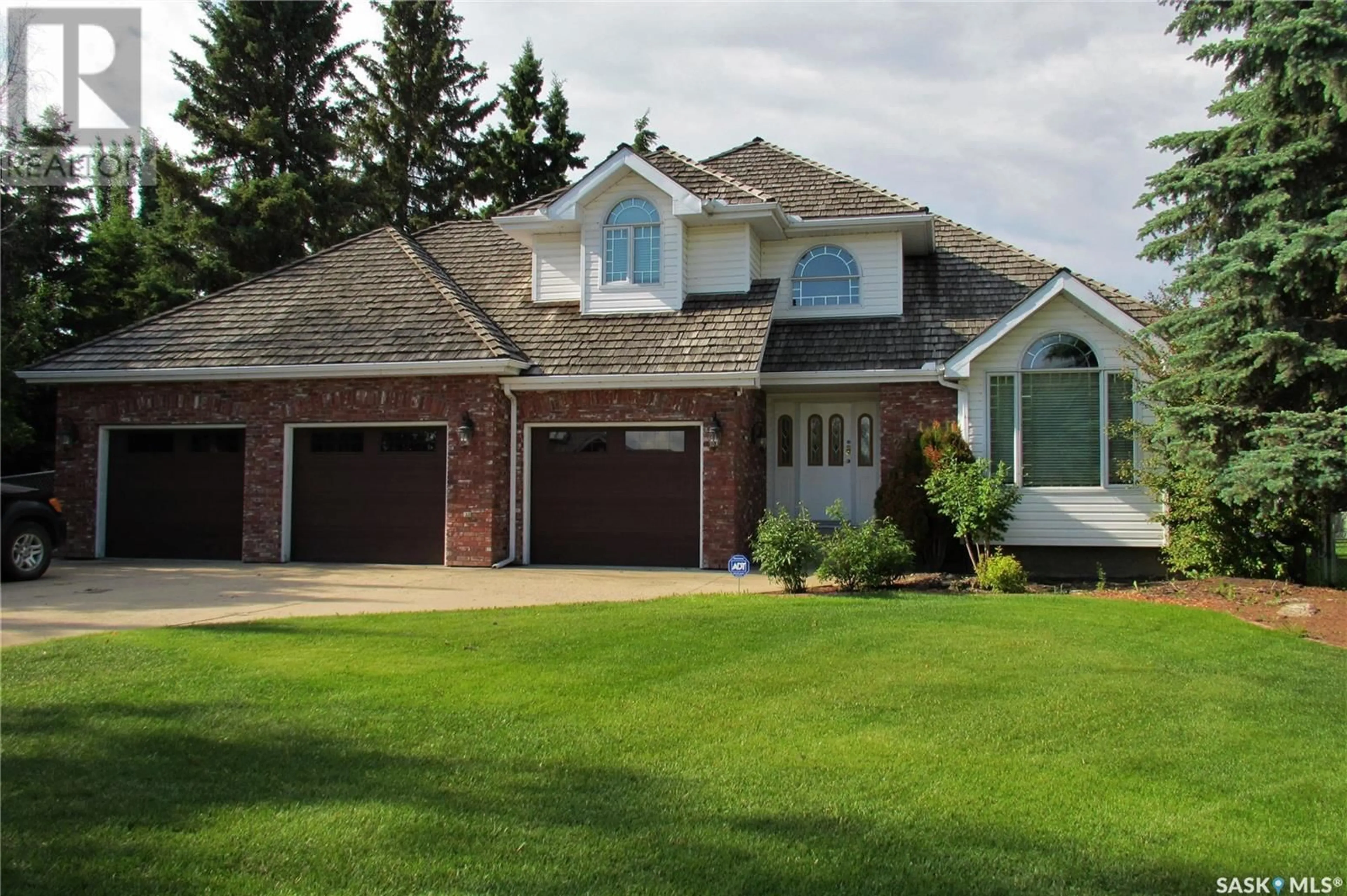 Frontside or backside of a home for 2 Evergreen Estates DRIVE, Meadow Lake Saskatchewan S9X1G3