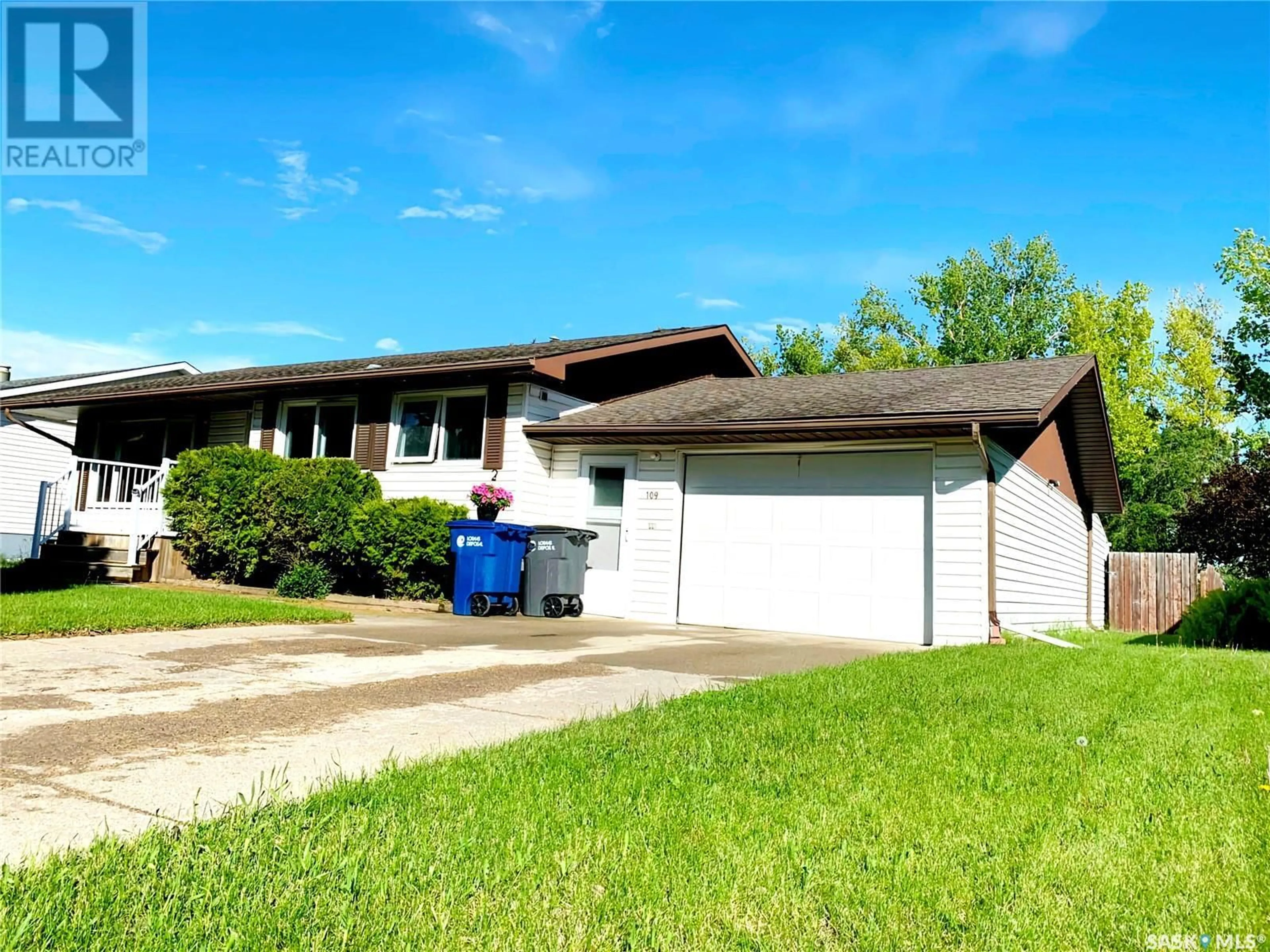 Frontside or backside of a home for 109 DIANNE STREET, Balcarres Saskatchewan S0G0C0