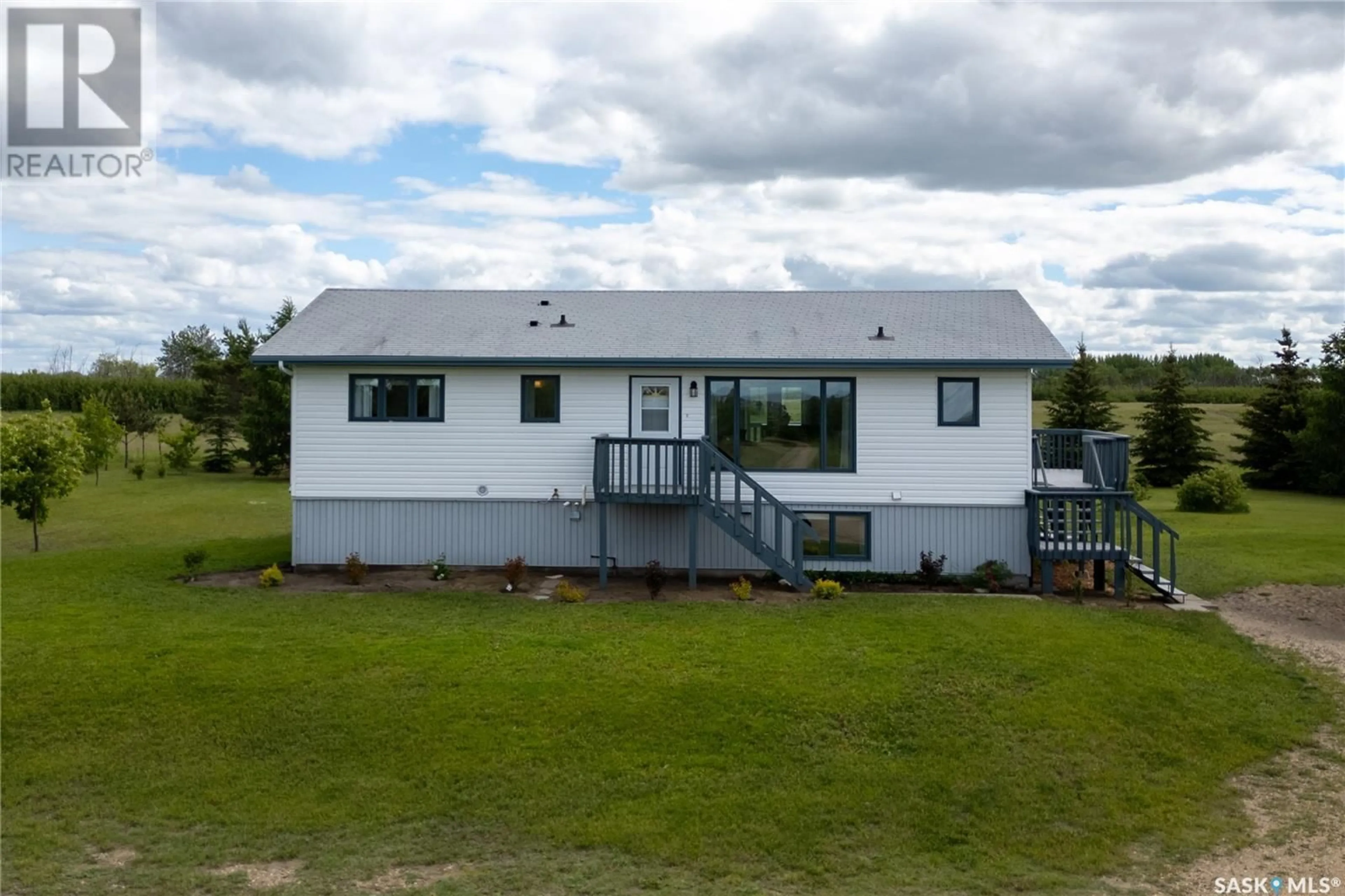 Frontside or backside of a home for West Clavet Acreage, Blucher Rm No. 343 Saskatchewan S0K0Y0