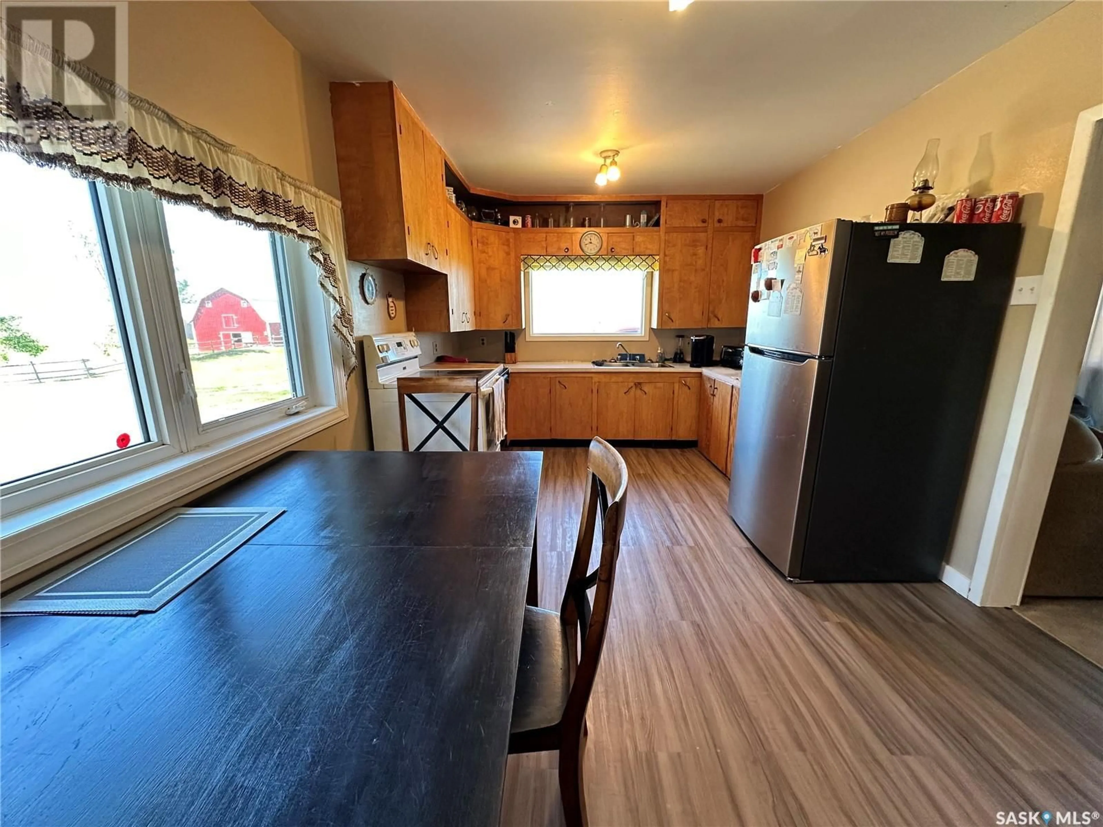 Open concept kitchen for Beaver Flat Acreage, Excelsior Rm No. 166 Saskatchewan S9H2P0