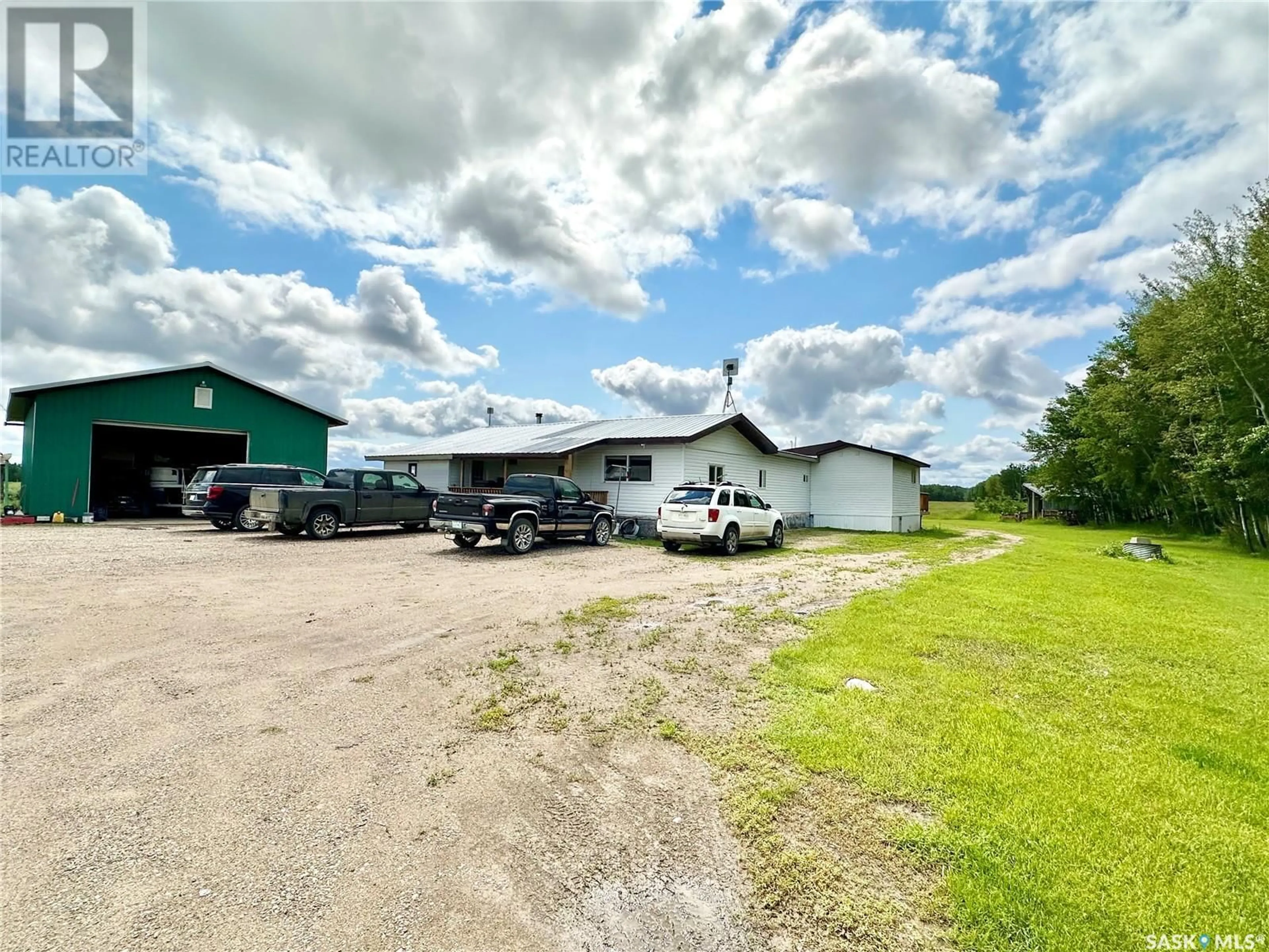 Outside view for Wurst Acreage, Spiritwood Rm No. 496 Saskatchewan S0J2M0