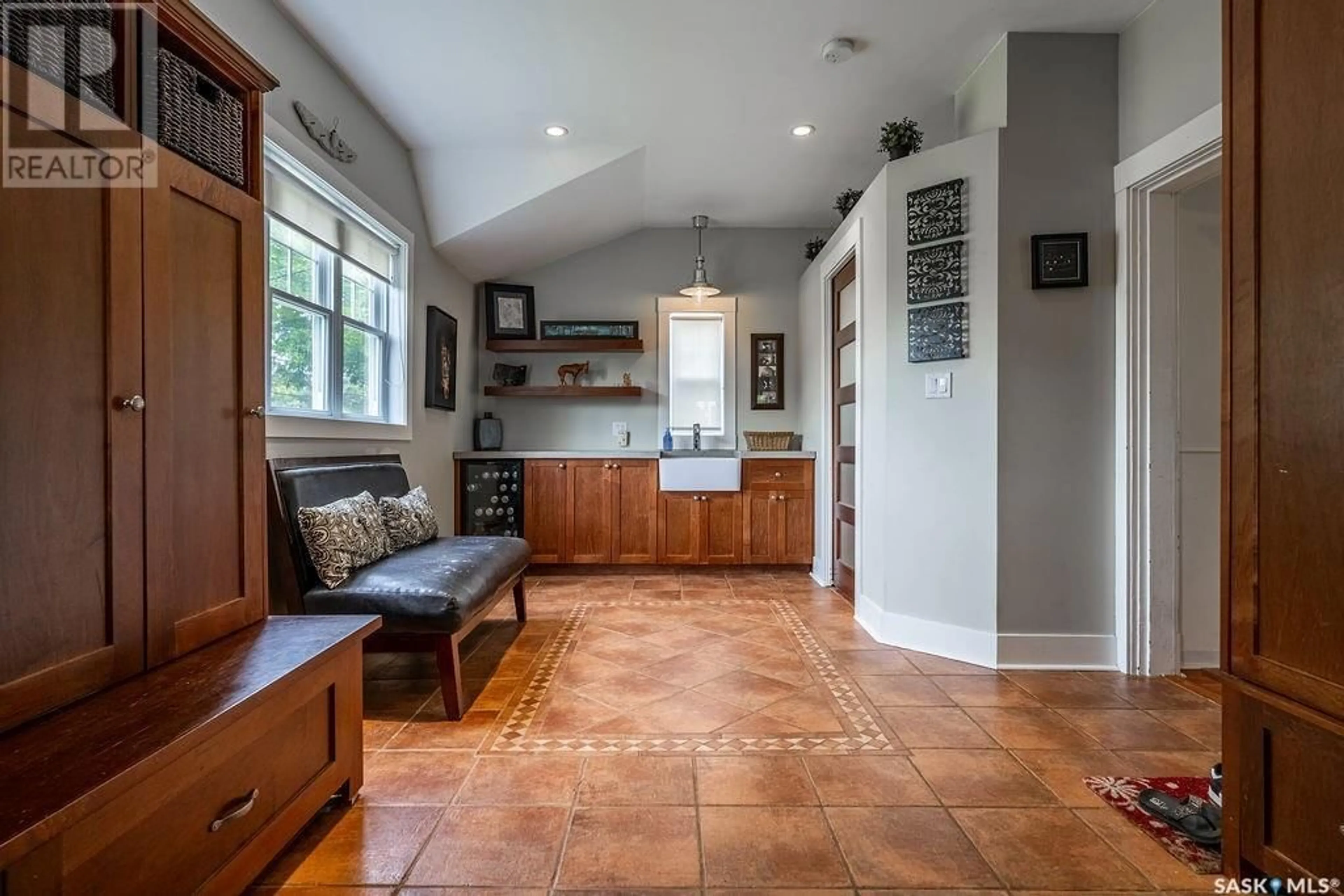 Indoor entryway, wood floors for Winds Edge Farm, Corman Park Rm No. 344 Saskatchewan S7V0X4