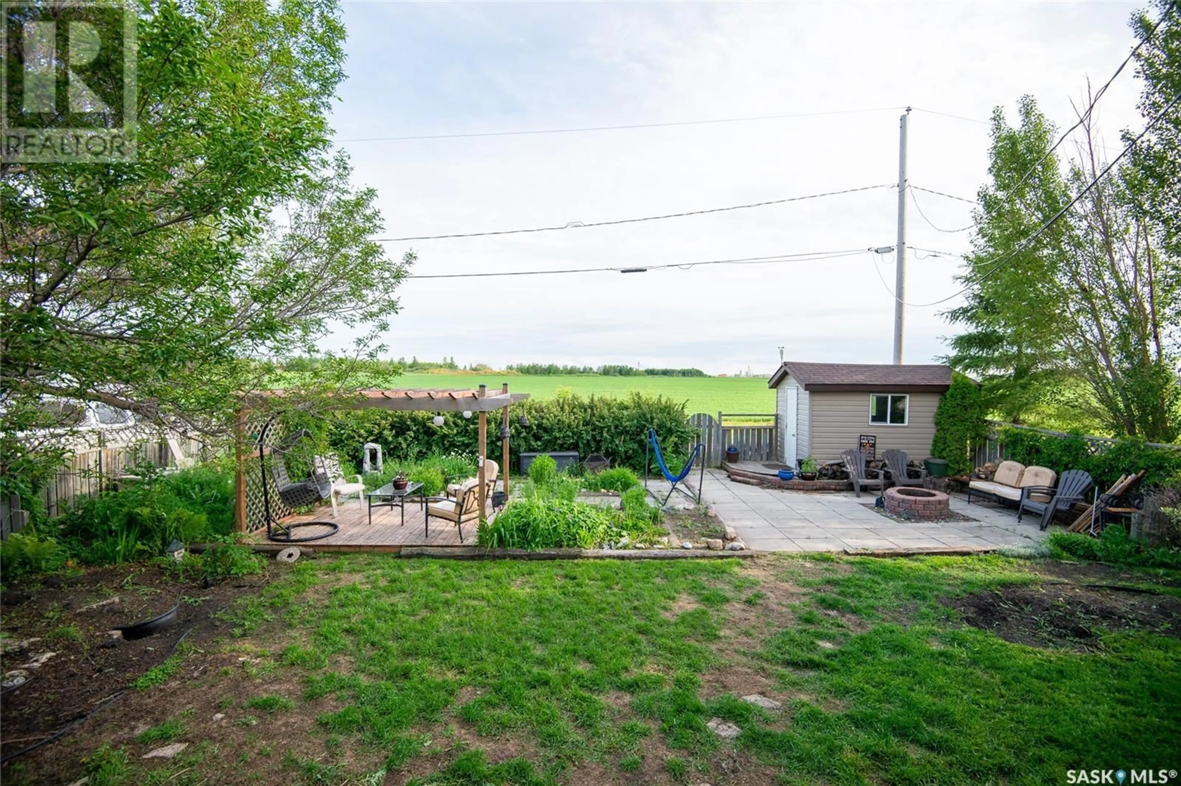 Patio for 111 Dr Scott CRESCENT, Wakaw Saskatchewan S0K4P0