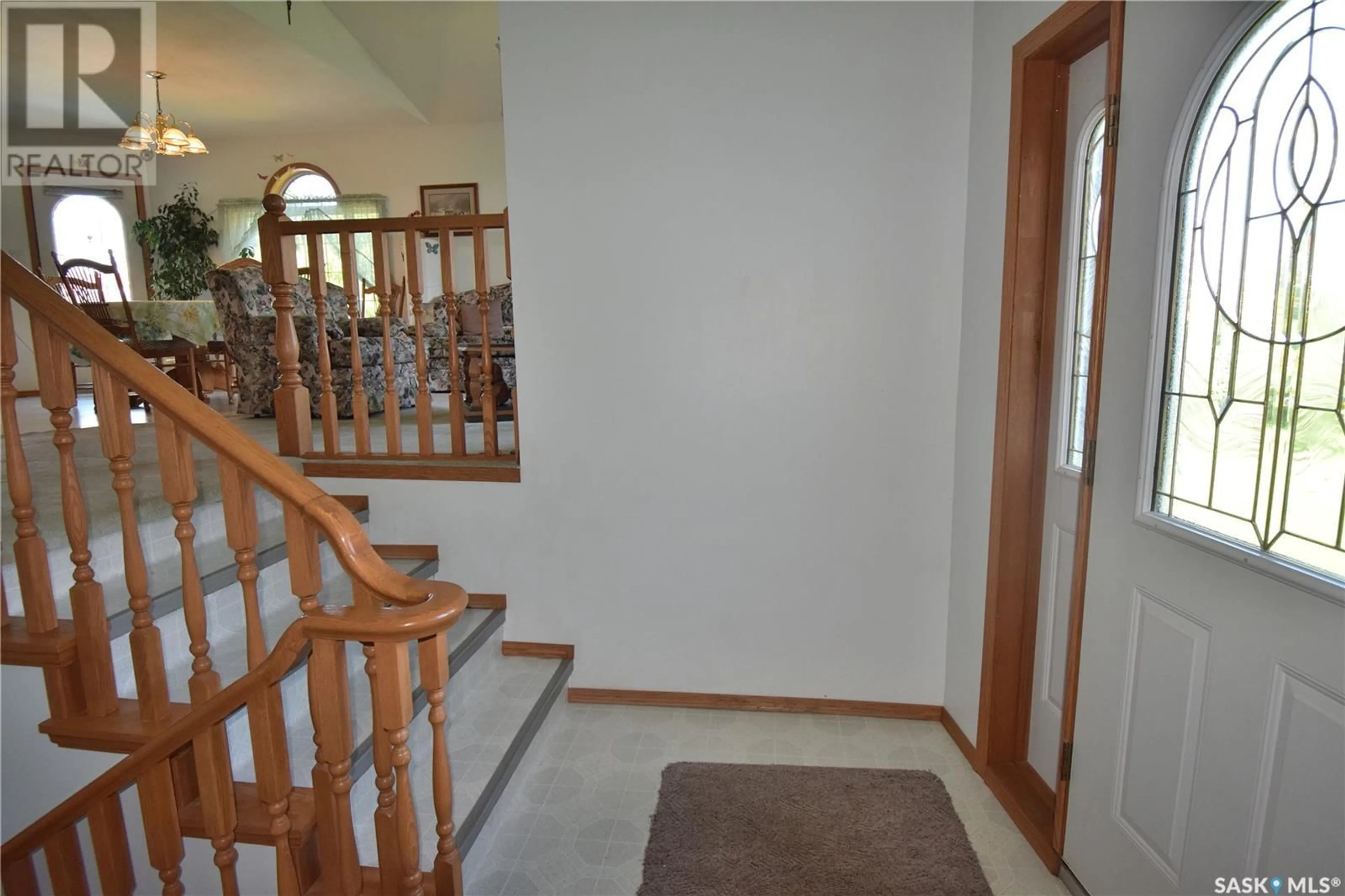 Indoor foyer for 115 1st AVENUE E, Debden Saskatchewan S0J0S0