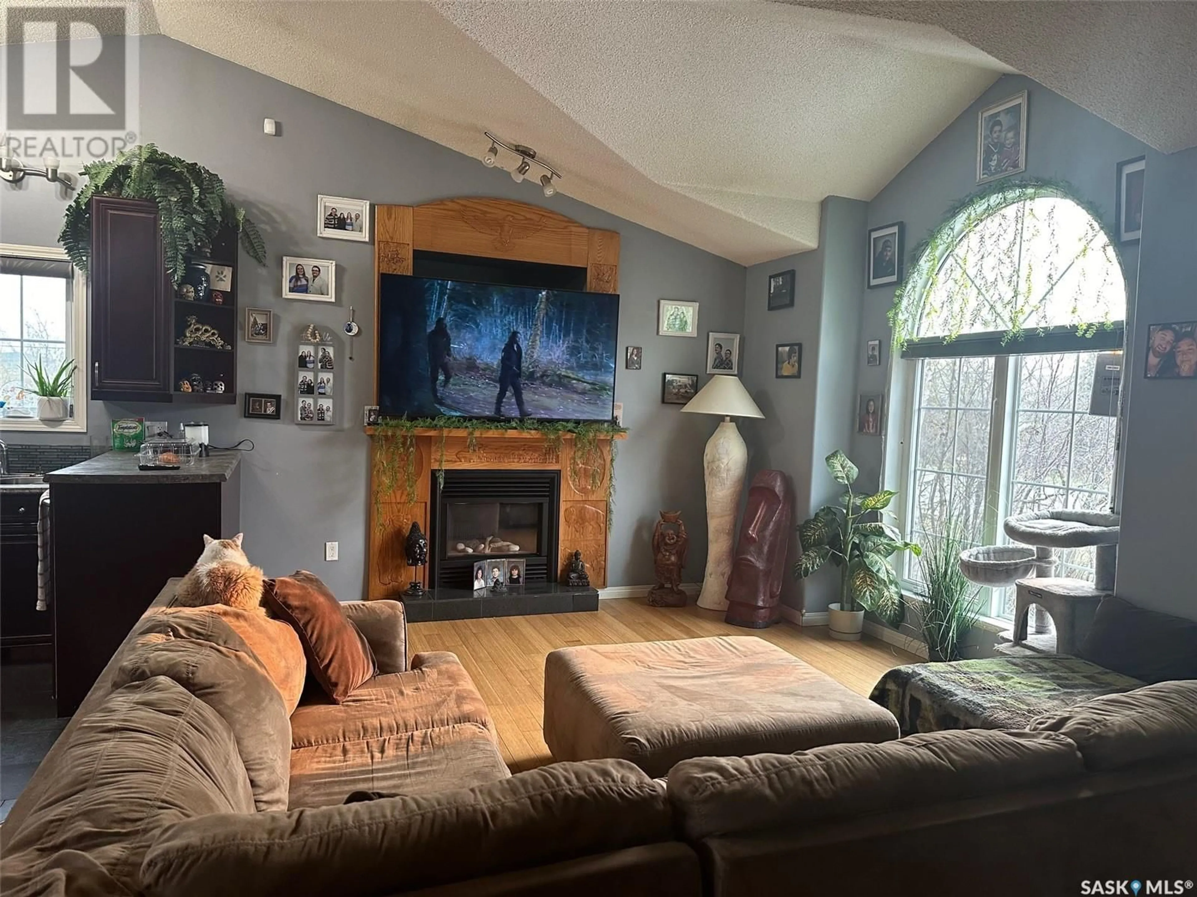 Open concept kitchen, ceramic/tile floor for 1303 STUDER STREET, La Ronge Saskatchewan S0J1L0
