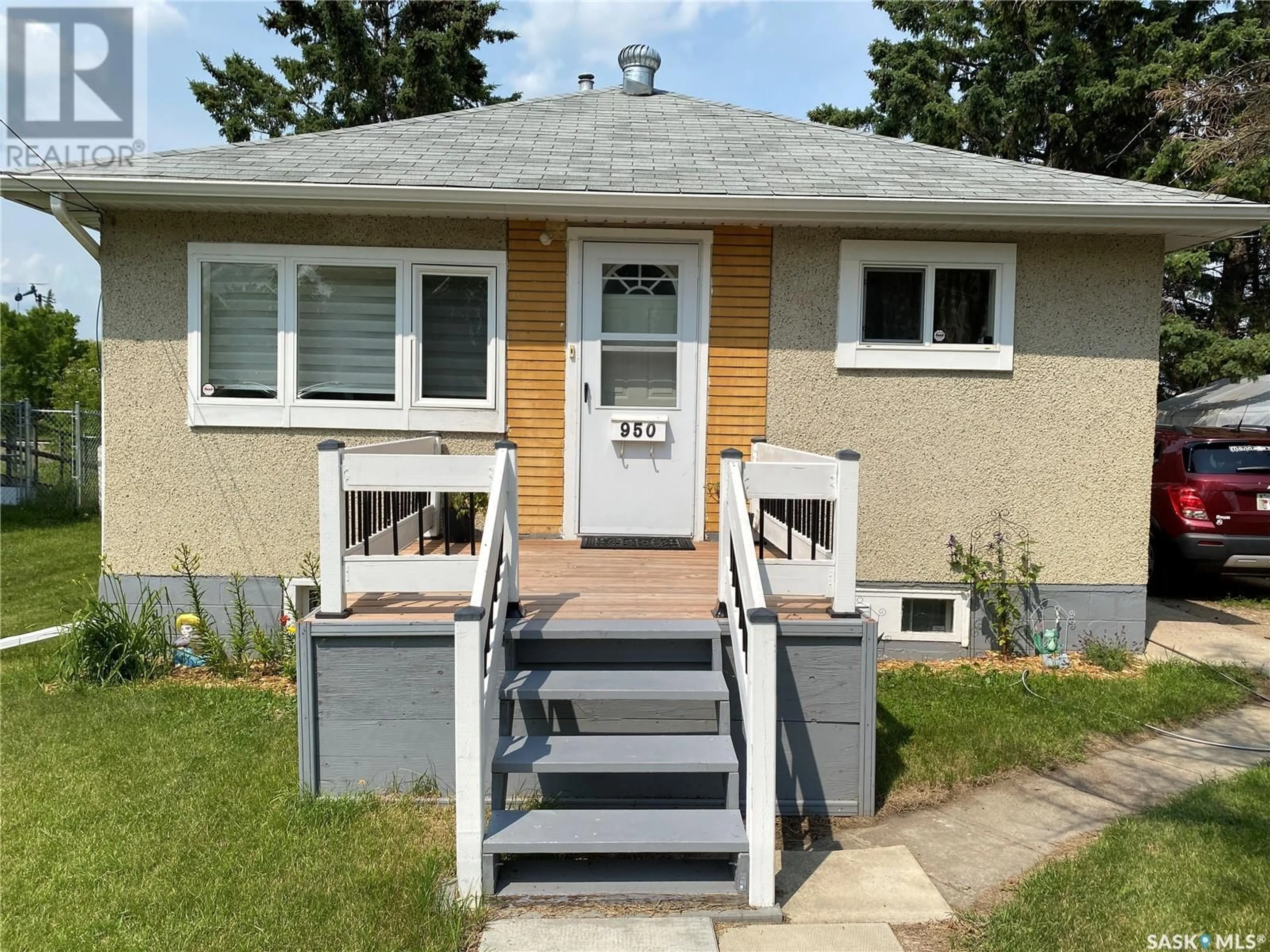 Frontside or backside of a home for 950 17th STREET W, Prince Albert Saskatchewan S6V3Y6