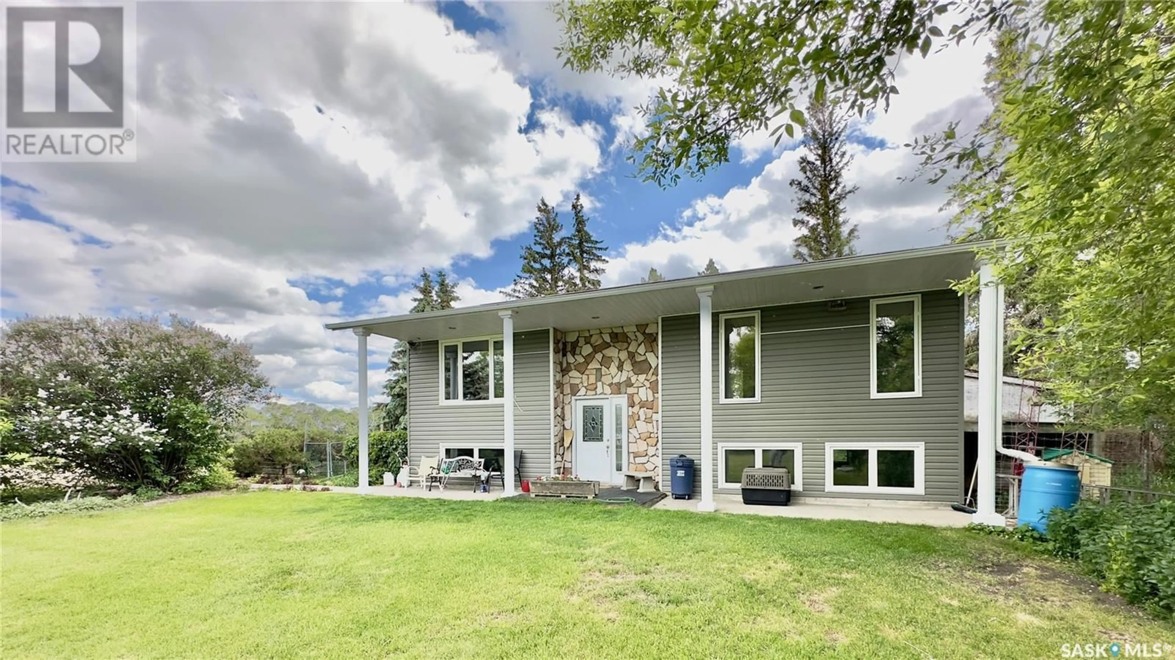 Frontside or backside of a home, cottage for RM of Weyburn Acreage, Weyburn Rm No. 67 Saskatchewan S0G3G0