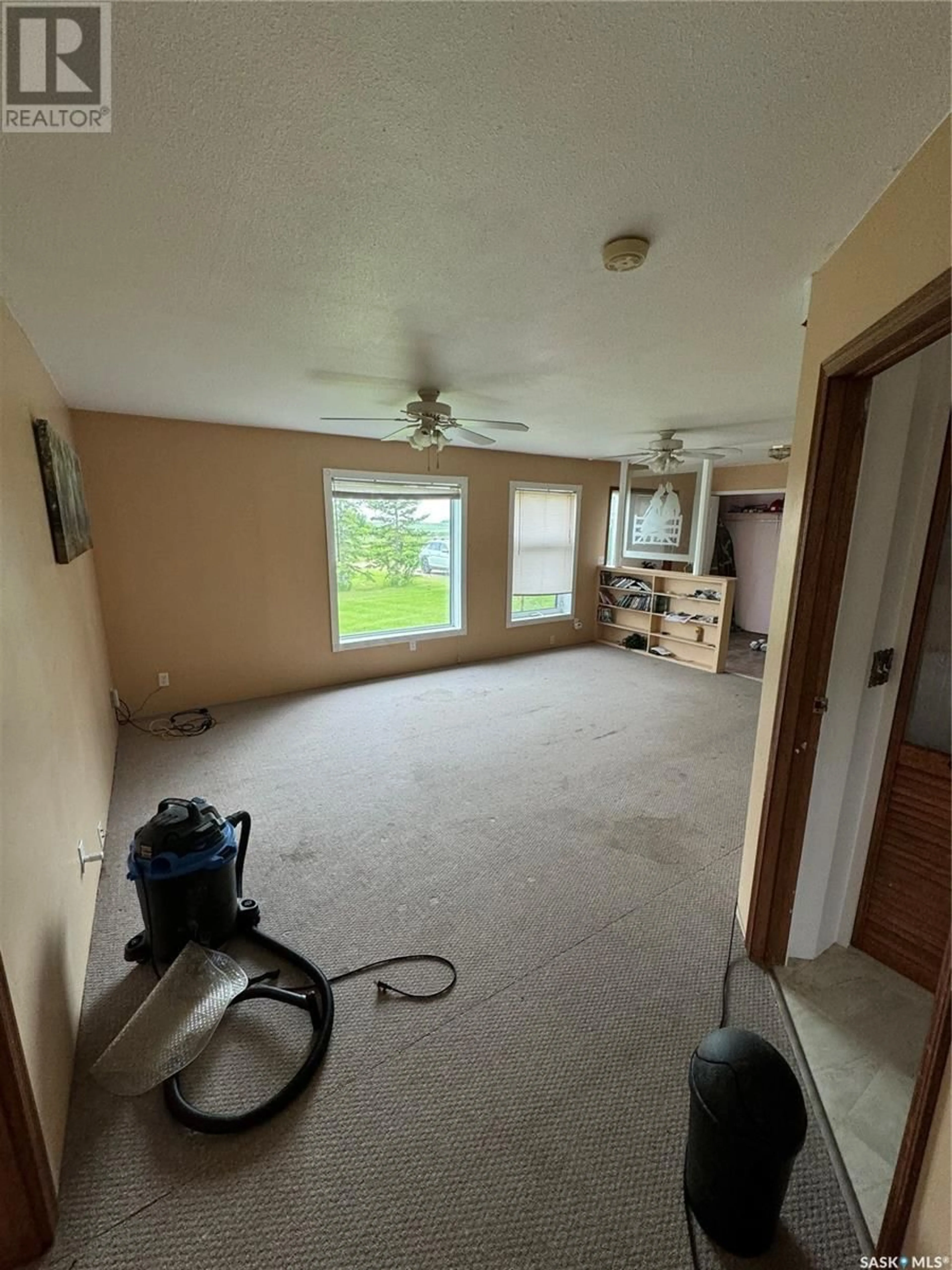 A pic of a room for MEAD, Lipton Rm No. 217 Saskatchewan S0G1H0
