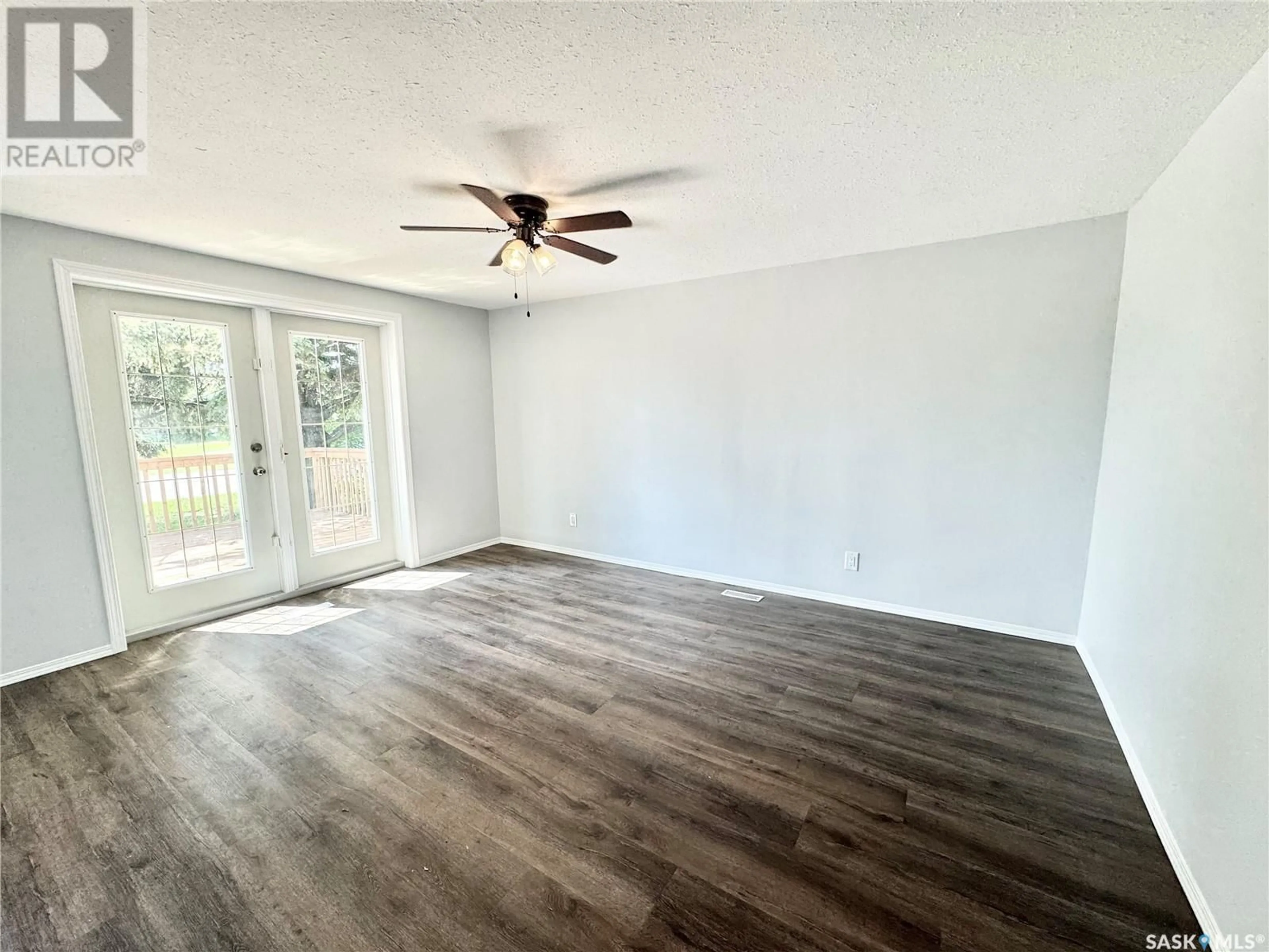 A pic of a room for 754 6TH STREET, Prince Albert Saskatchewan S6V0N8
