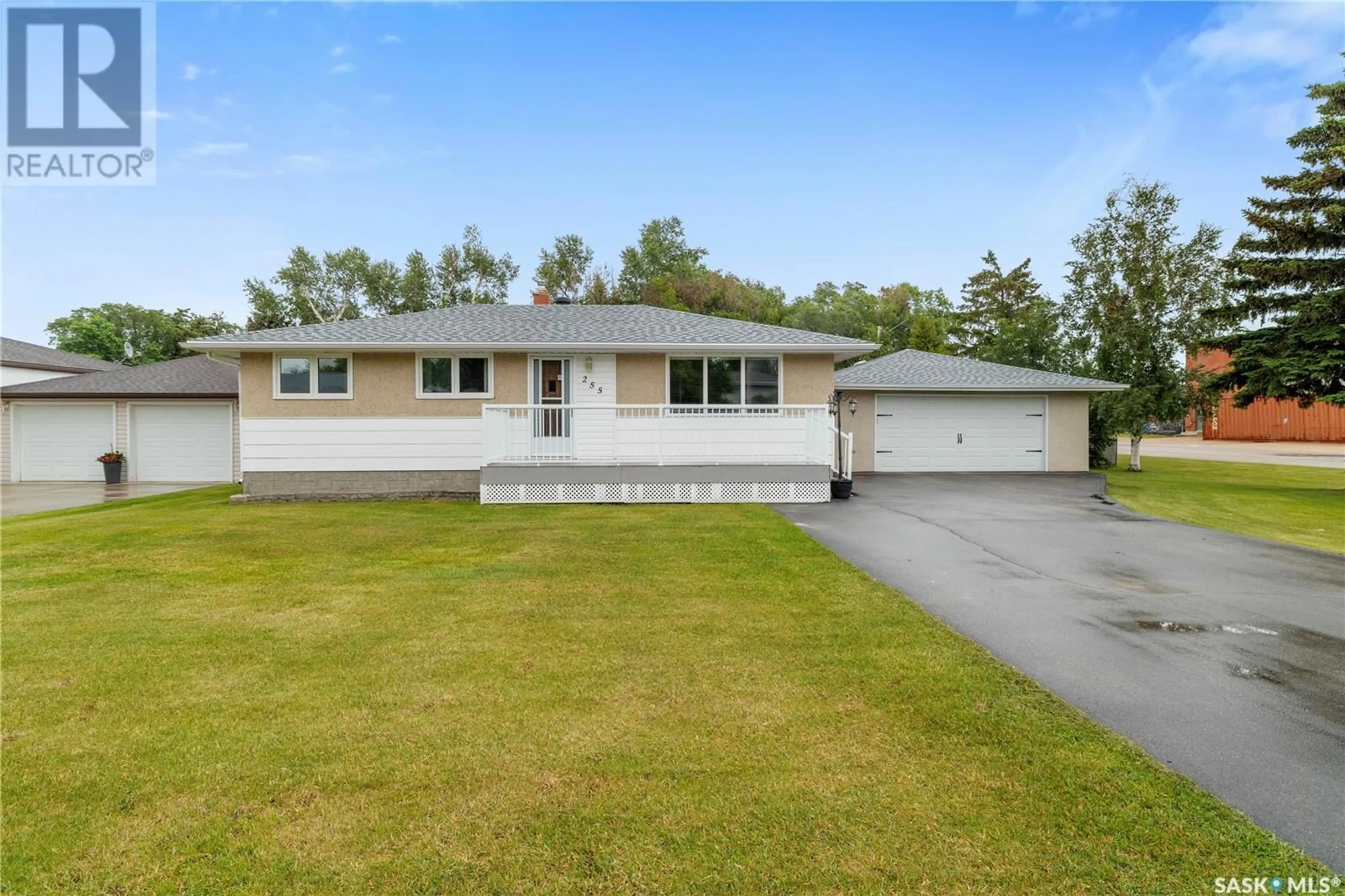 Frontside or backside of a home for 255 Maple STREET, Balgonie Saskatchewan S0G0E0