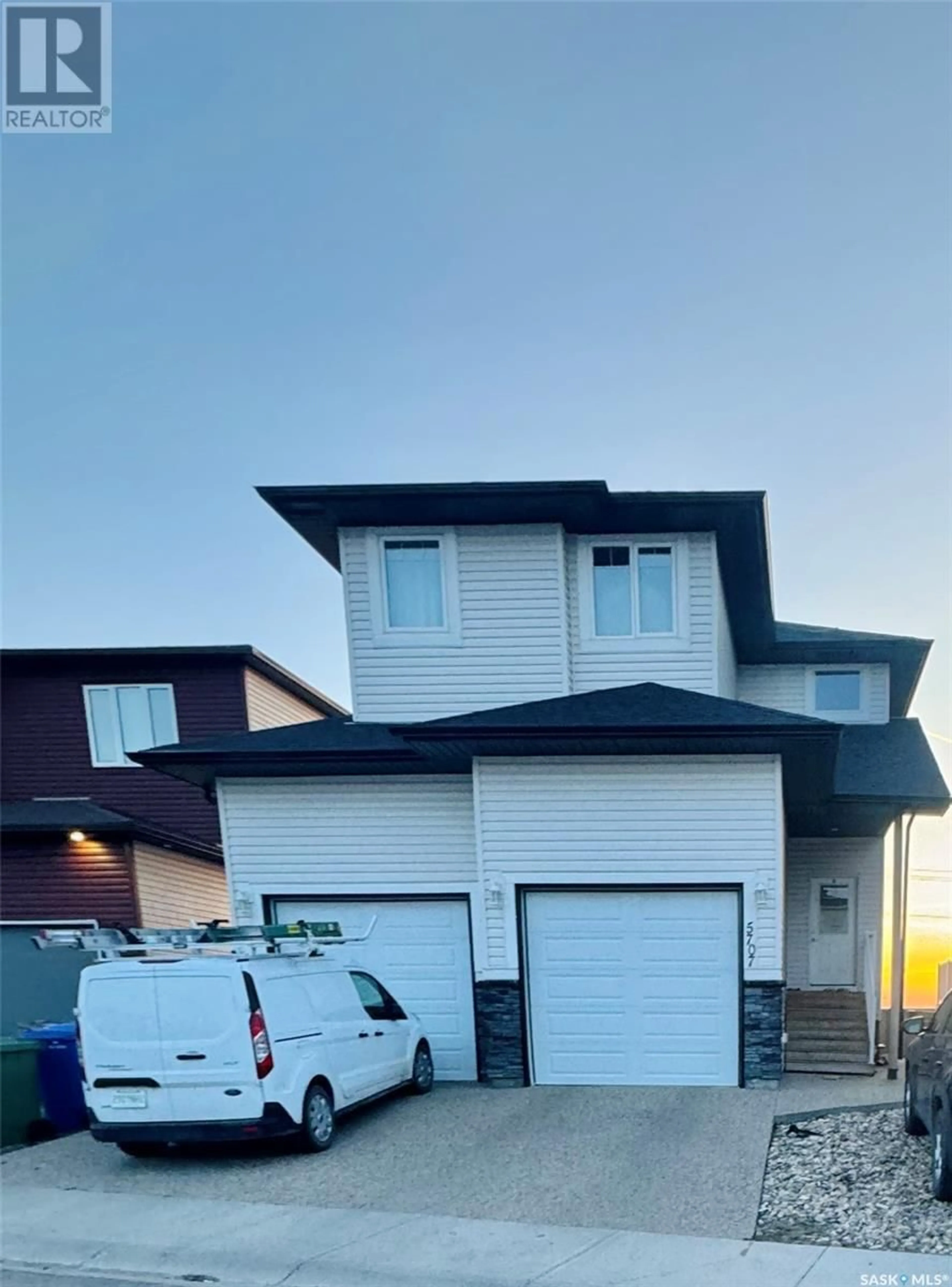 Frontside or backside of a home for 5707 Glide CRESCENT, Regina Saskatchewan S4W0P2