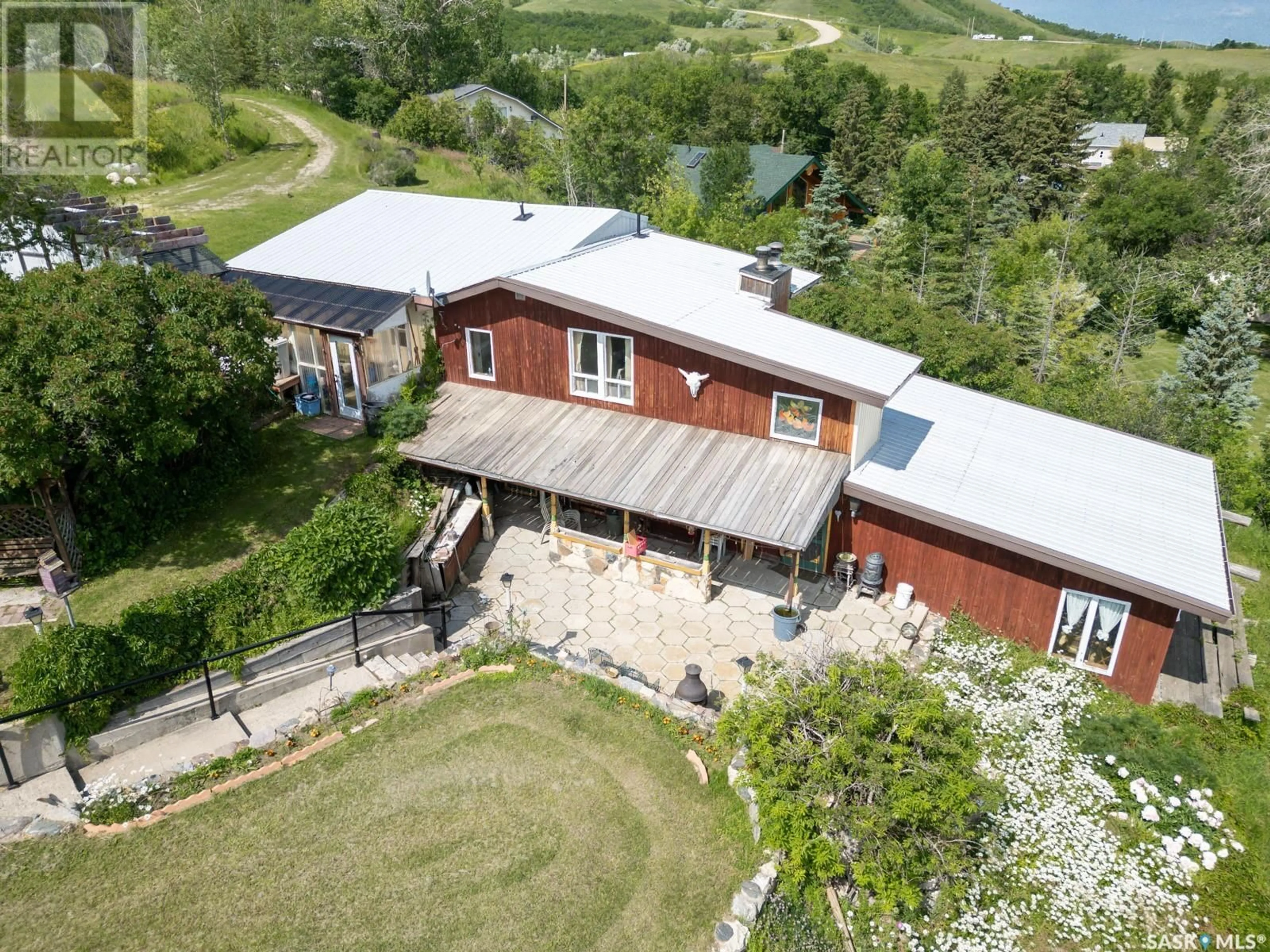 A pic from outside/outdoor area/front of a property/back of a property/a pic from drone, building for 120-122 NORTH HAVEN DRIVE, Buffalo Pound Lake Saskatchewan S0H2X0