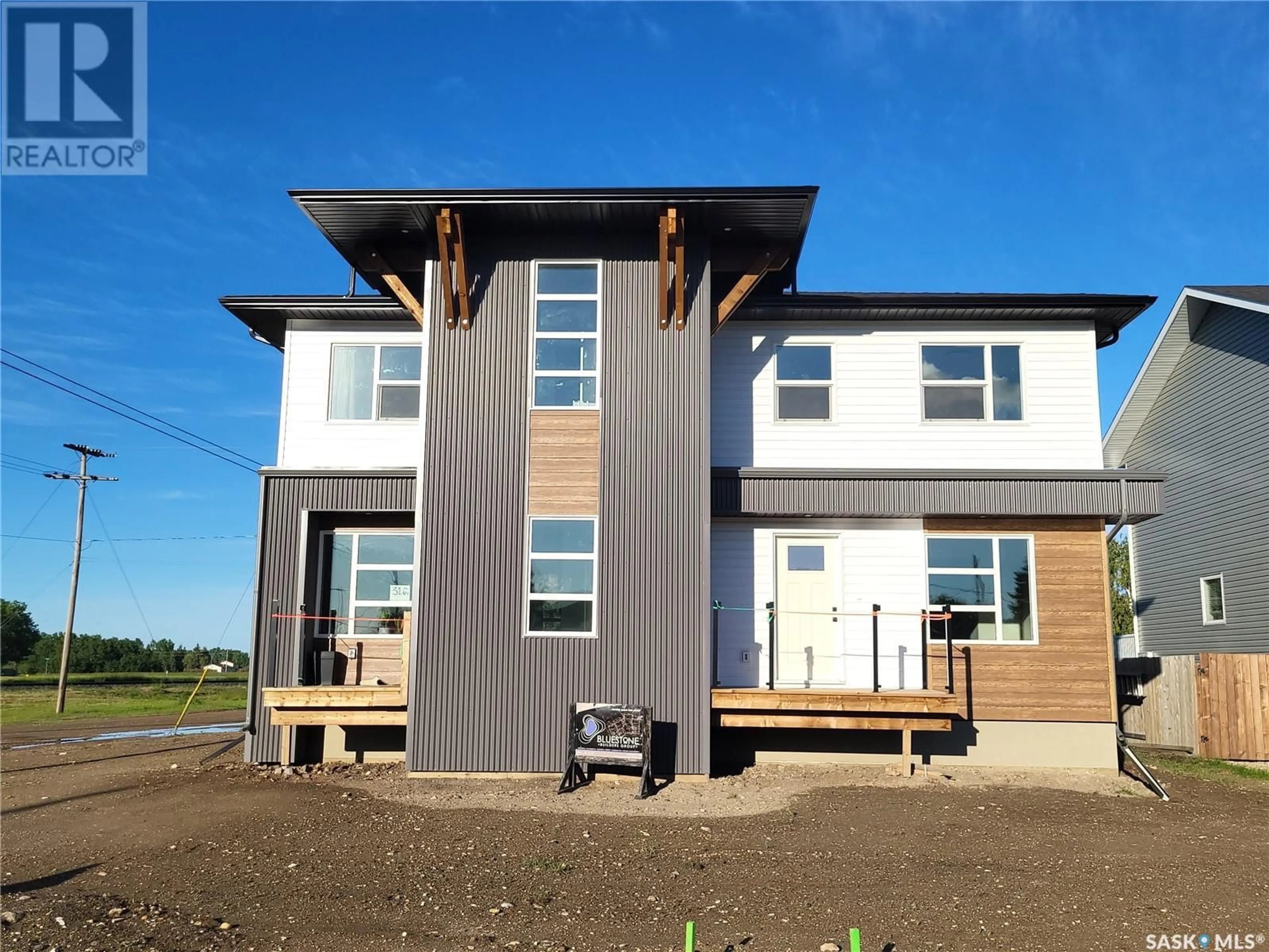 Frontside or backside of a home for 316A 5th STREET, Humboldt Saskatchewan S0K2A0
