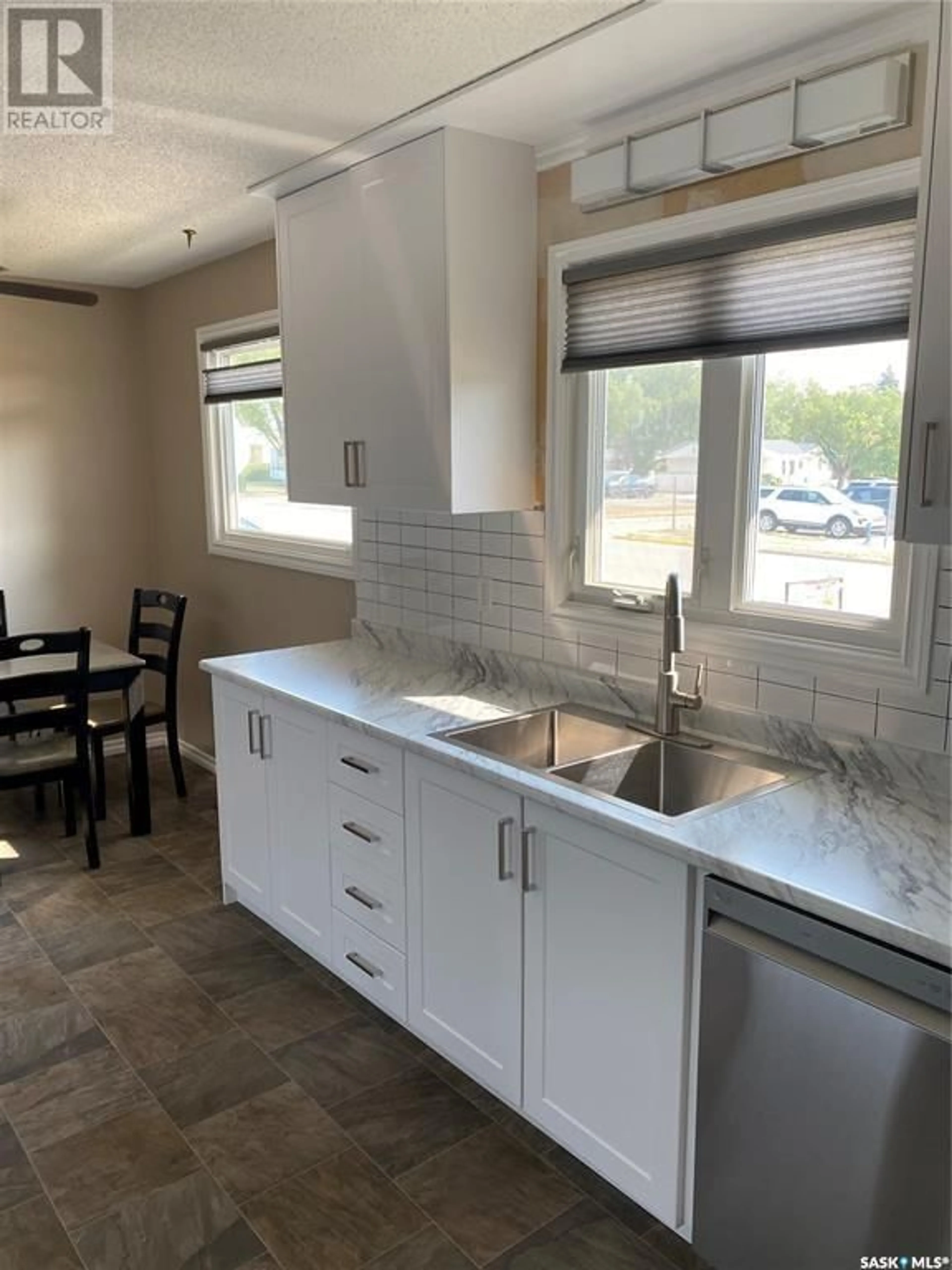 Kitchen for 55 5th CRESCENT, Kindersley Saskatchewan S0I1S0