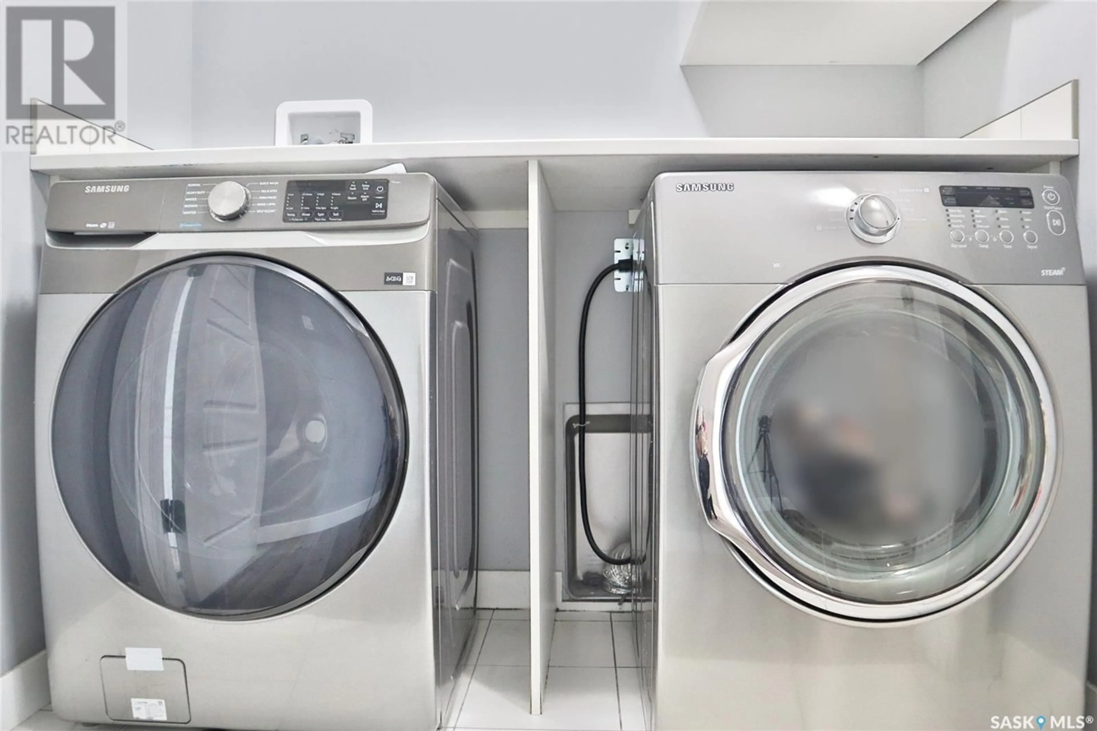Laundry room for 5424 Green Apple DRIVE, Regina Saskatchewan S4V3M8