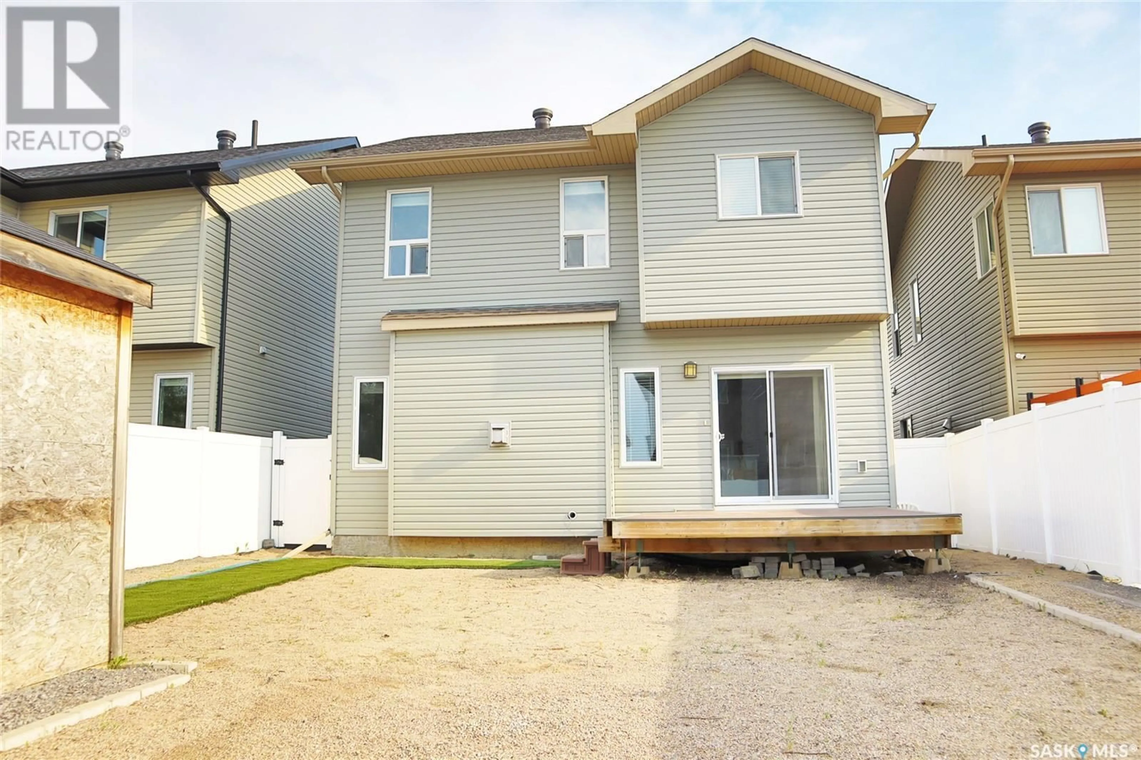 Frontside or backside of a home for 5424 Green Apple DRIVE, Regina Saskatchewan S4V3M8