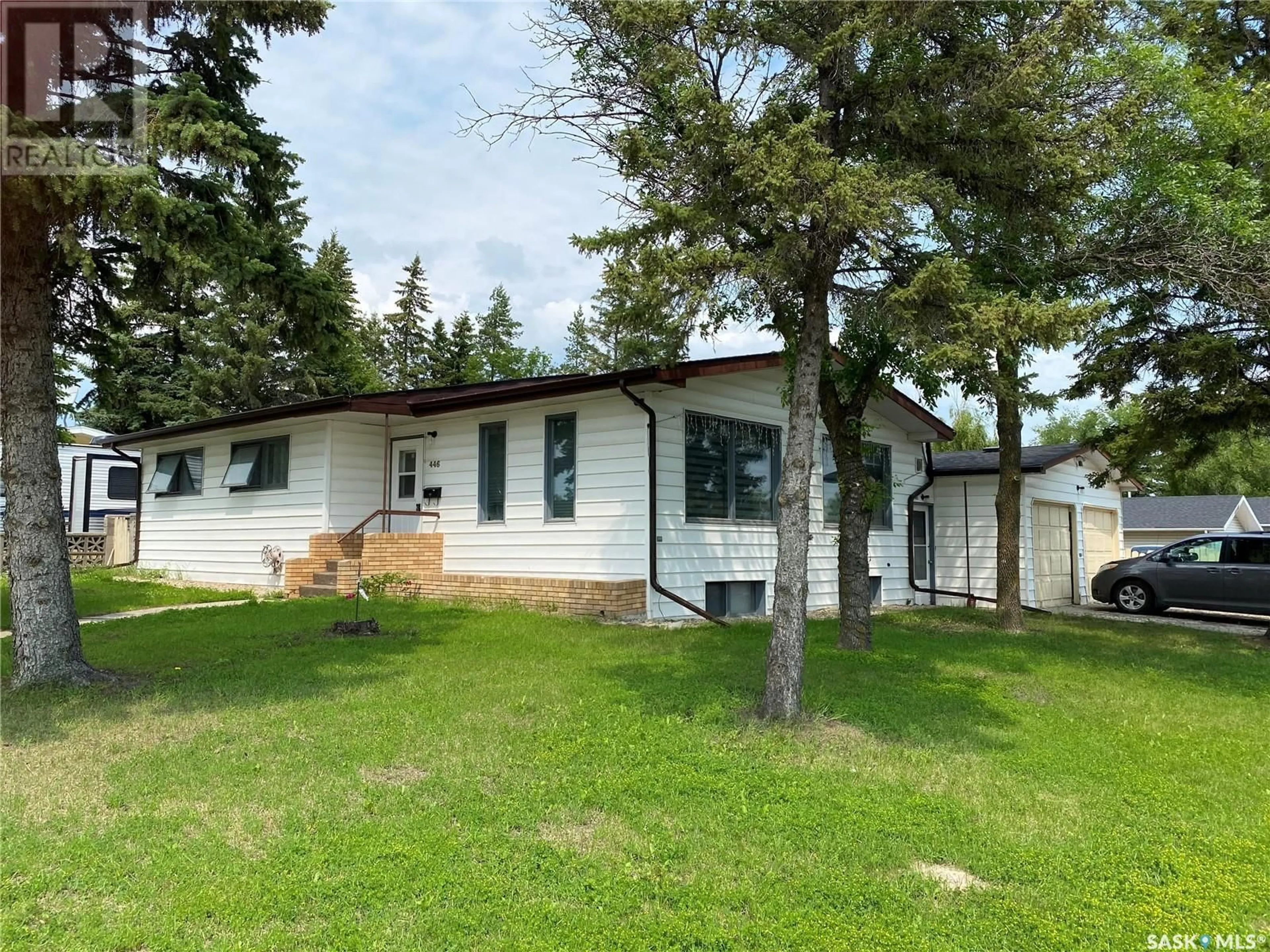 Frontside or backside of a home for 446 Riverview ROAD, Yorkton Saskatchewan S3N2L9