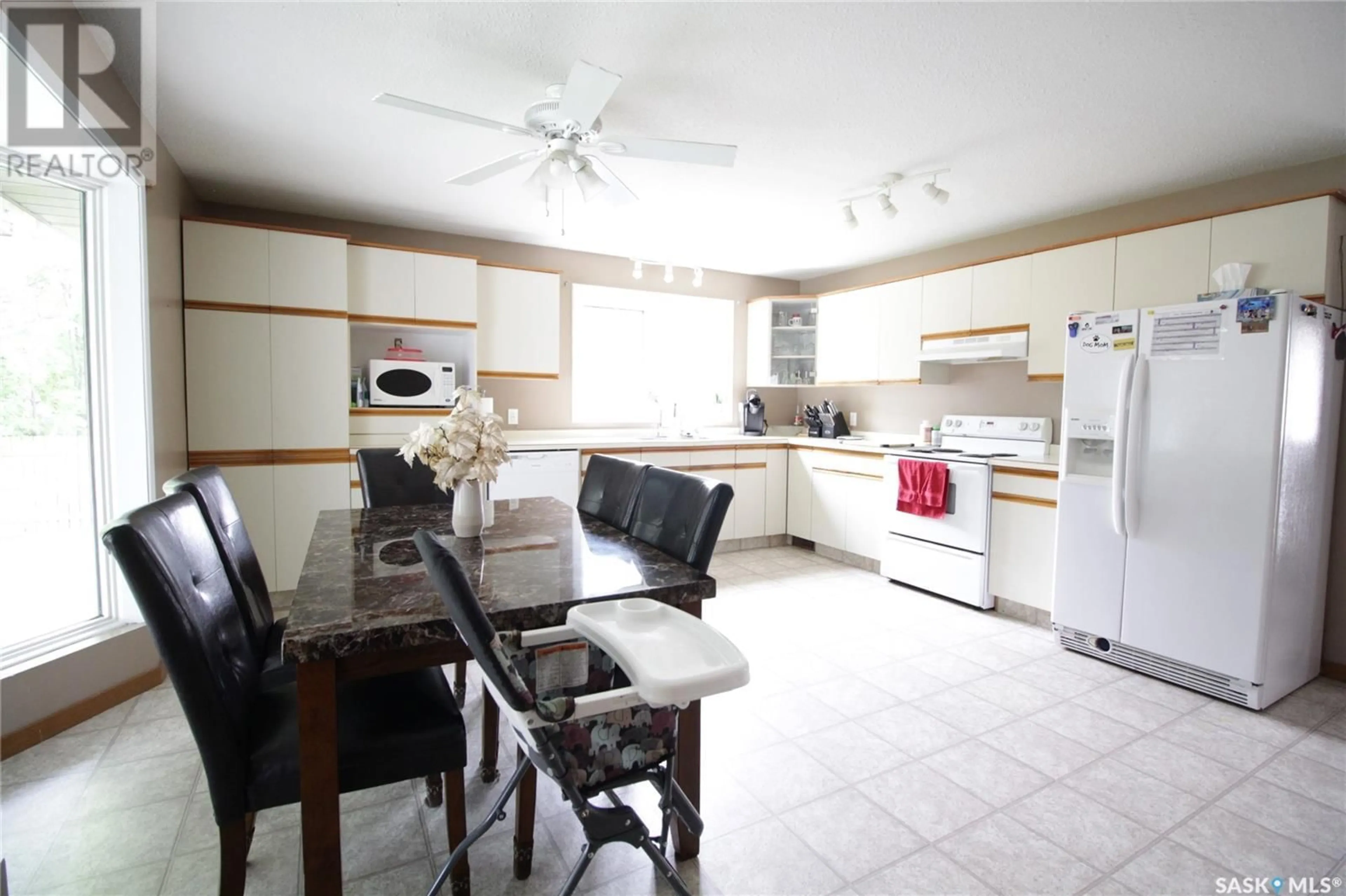 Kitchen, wood floors, cottage for 815 Elsinore STREET, Whitewood Saskatchewan S0G5C0