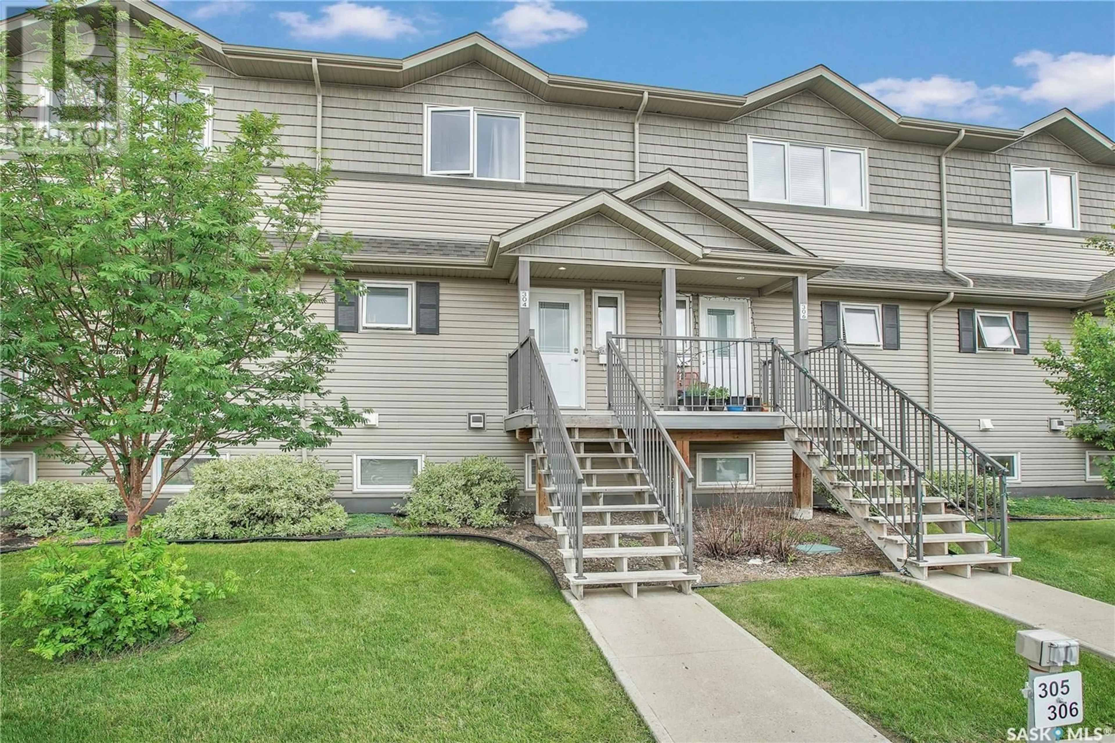 A pic from exterior of the house or condo for 304 1303 Richardson ROAD, Saskatoon Saskatchewan S7R0L1