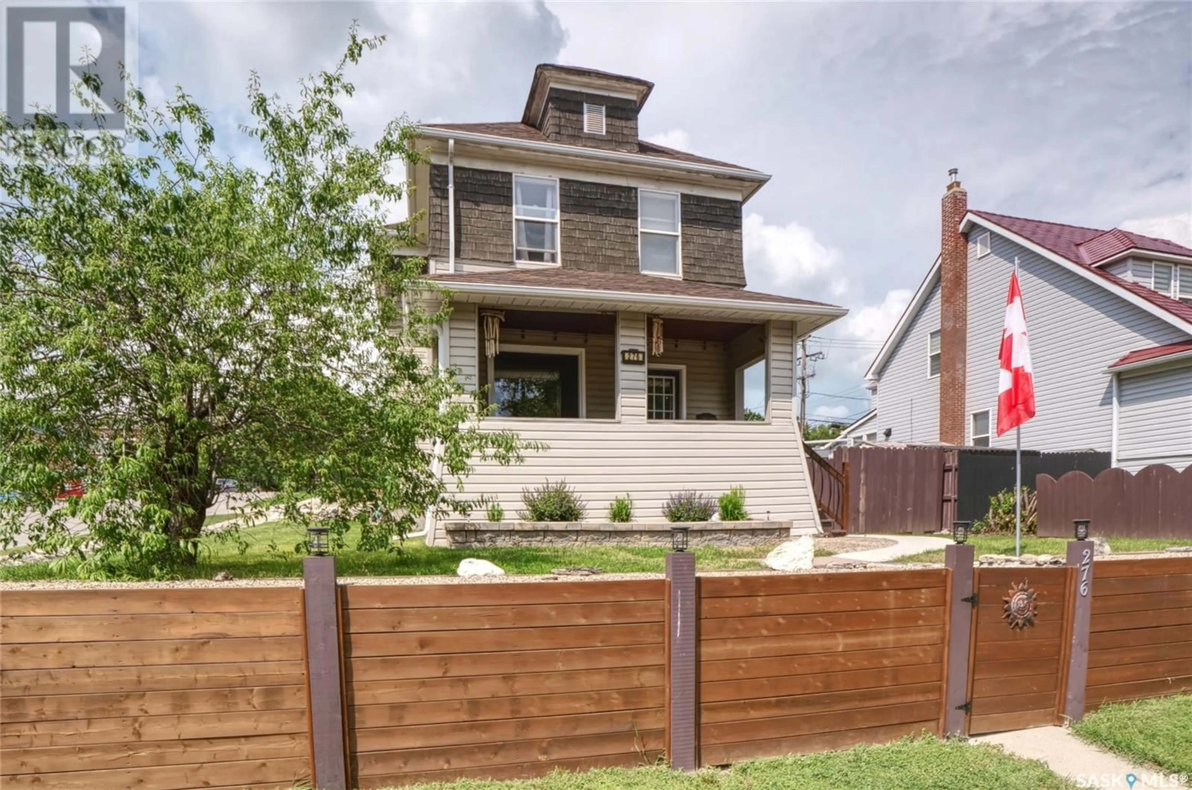 Frontside or backside of a home for 276 Oxford STREET W, Moose Jaw Saskatchewan S6H2N0