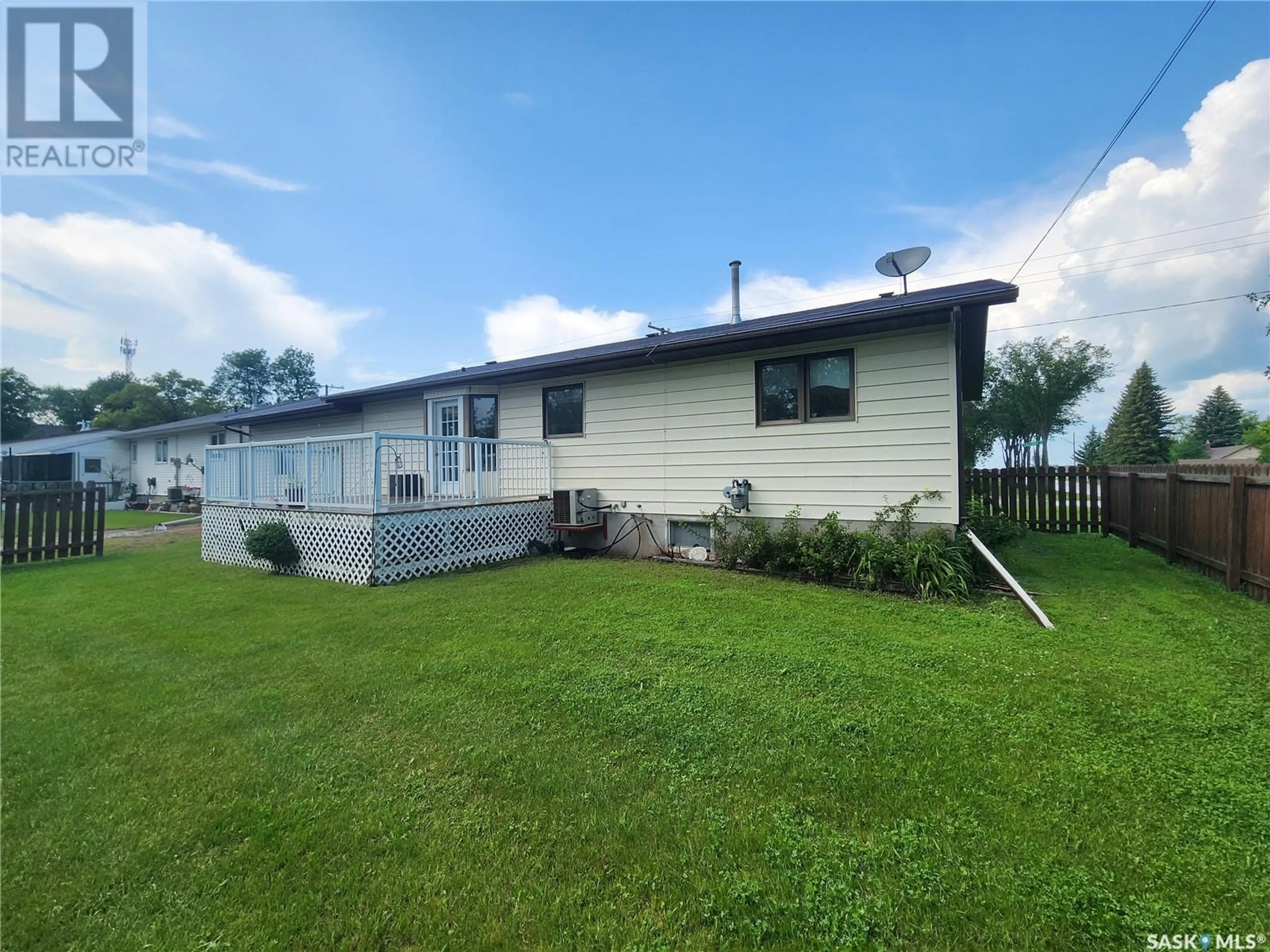 Frontside or backside of a home, cottage for 403 Calgary STREET, Broadview Saskatchewan S0G2B0