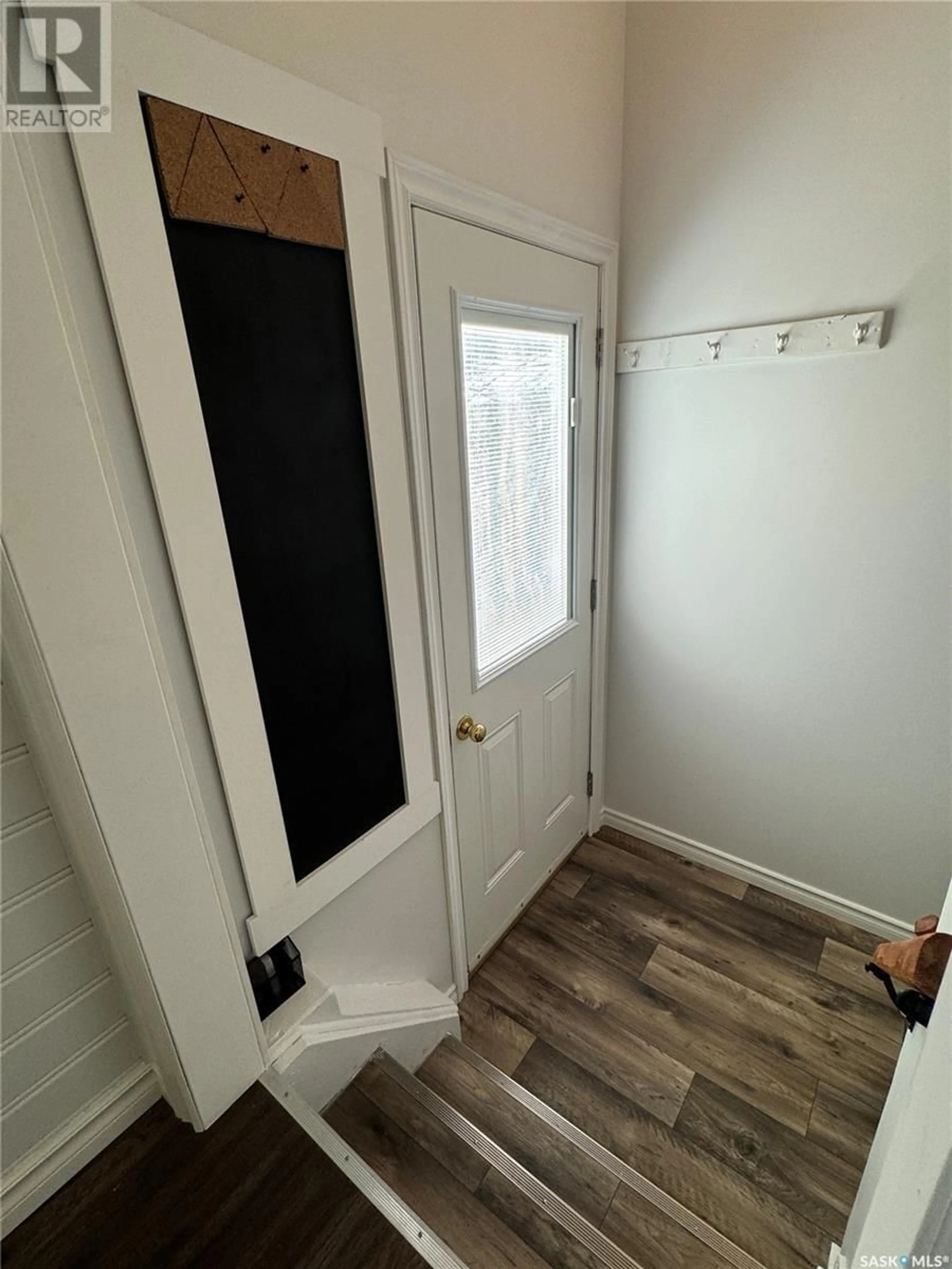 Indoor entryway for 210 6th AVENUE E, Biggar Saskatchewan S0K0M0