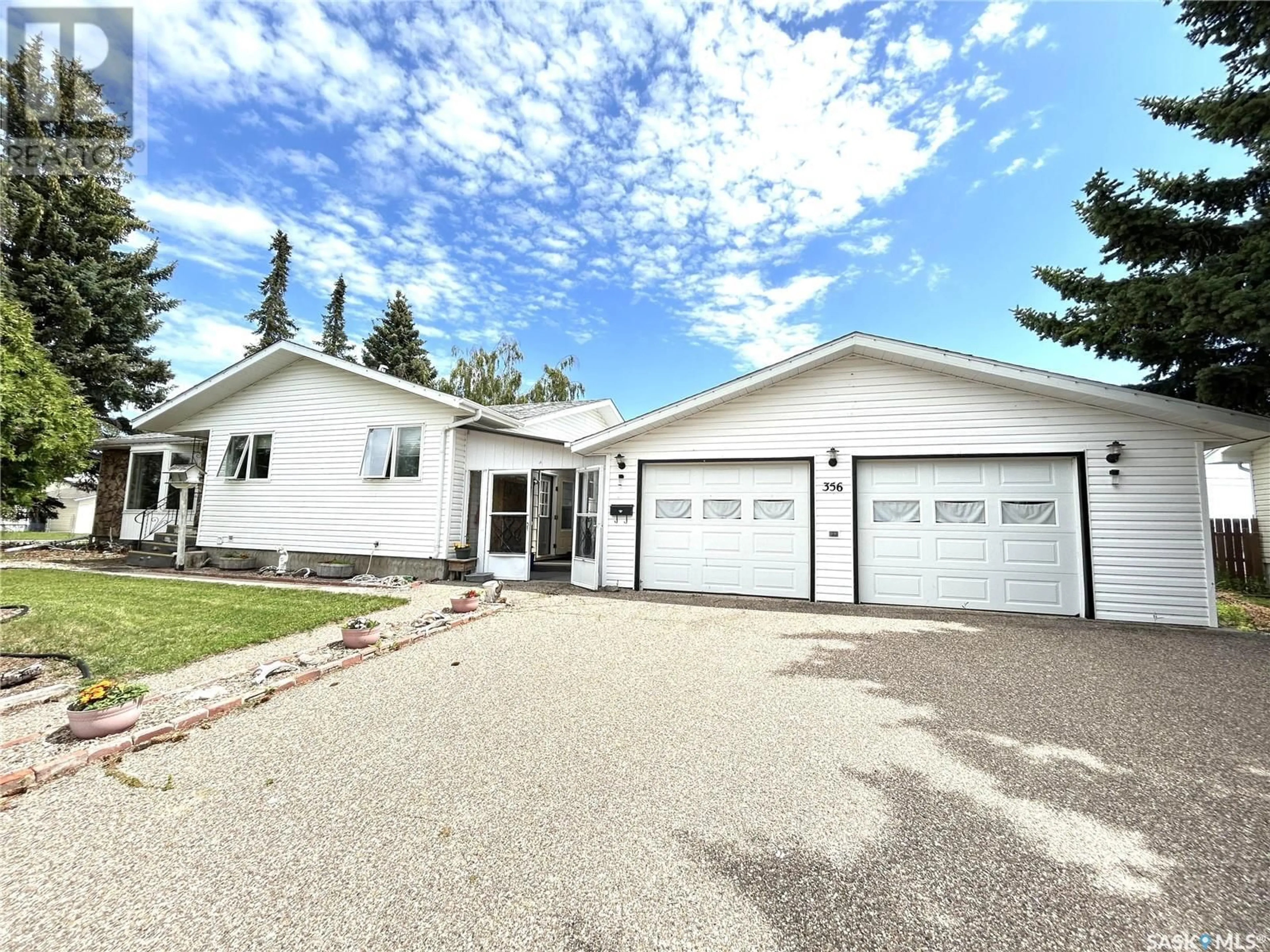 A pic from exterior of the house or condo for 356 Eastview STREET, Burstall Saskatchewan S0N0H0