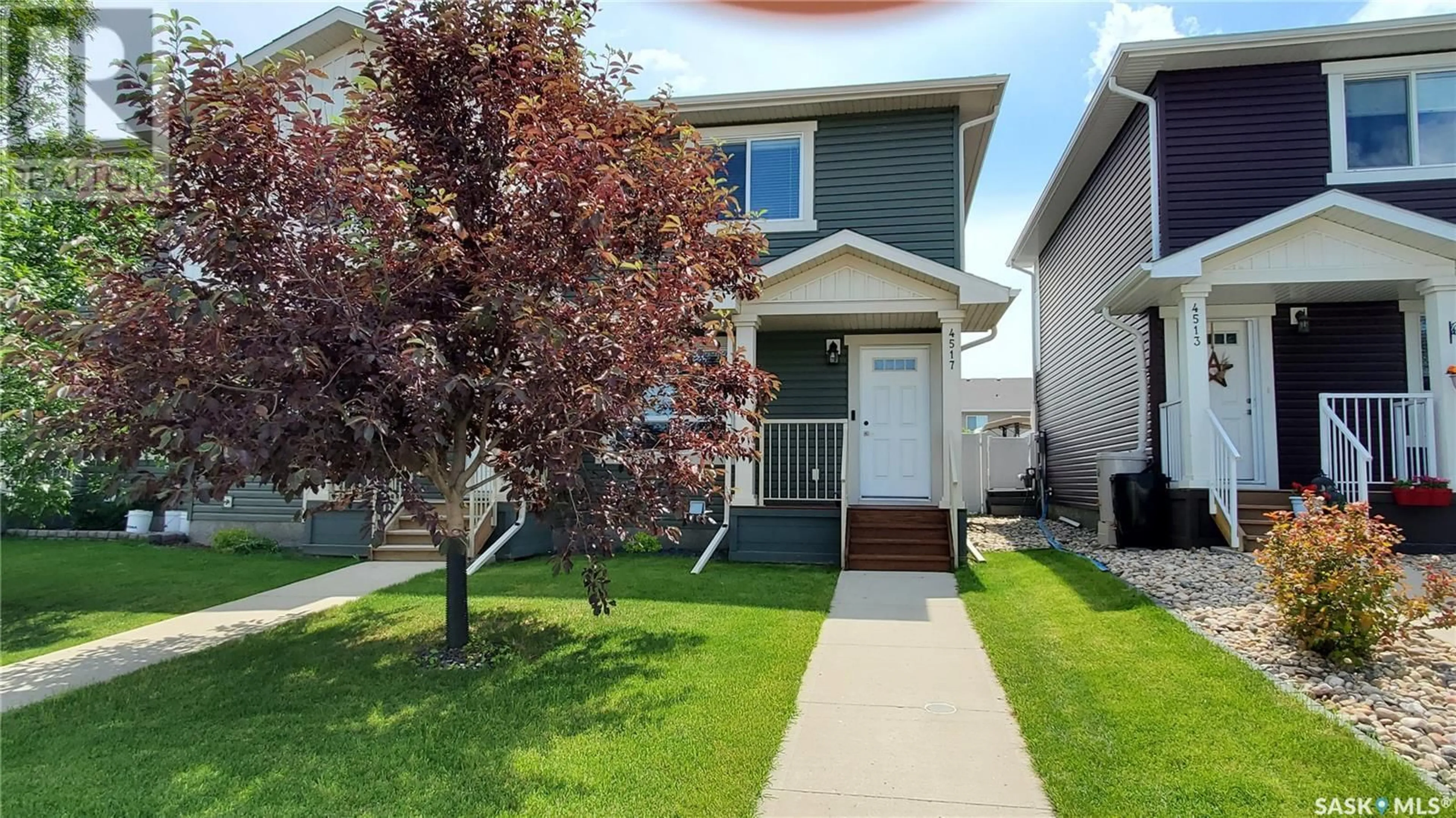 A pic from exterior of the house or condo for 4517 Primrose Green DRIVE E, Regina Saskatchewan S4V3K4