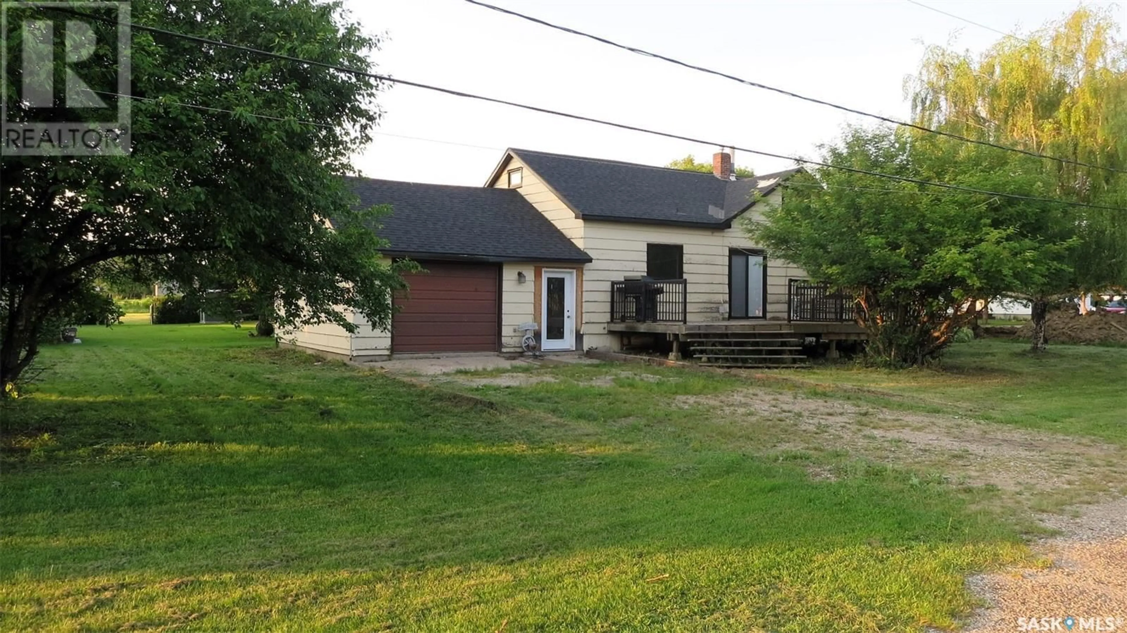 Cottage for 210 Taylor STREET, Neudorf Saskatchewan S0A2T0