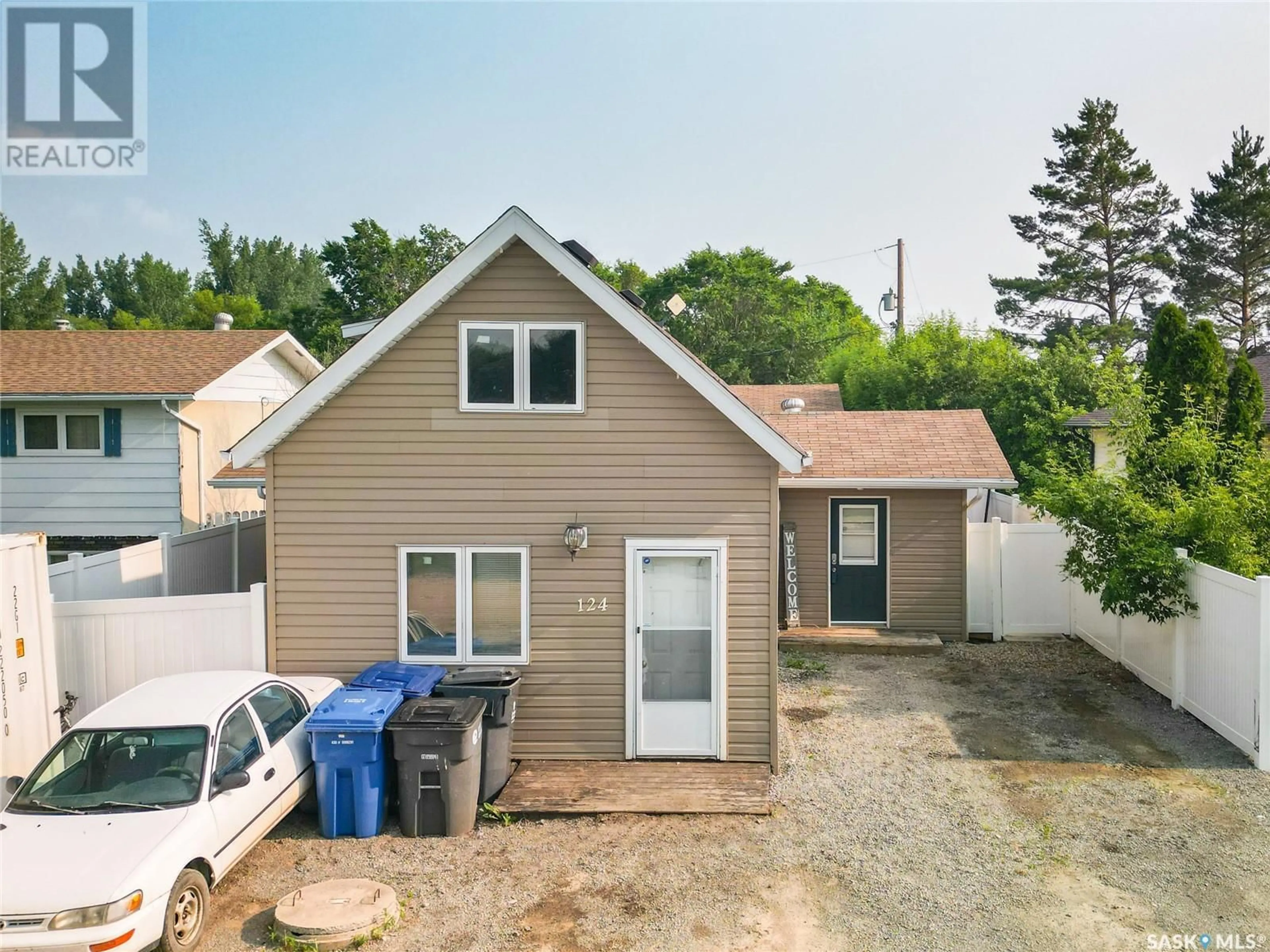 Frontside or backside of a home for 124 Lillis AVENUE, Mclean Saskatchewan S0G3E0