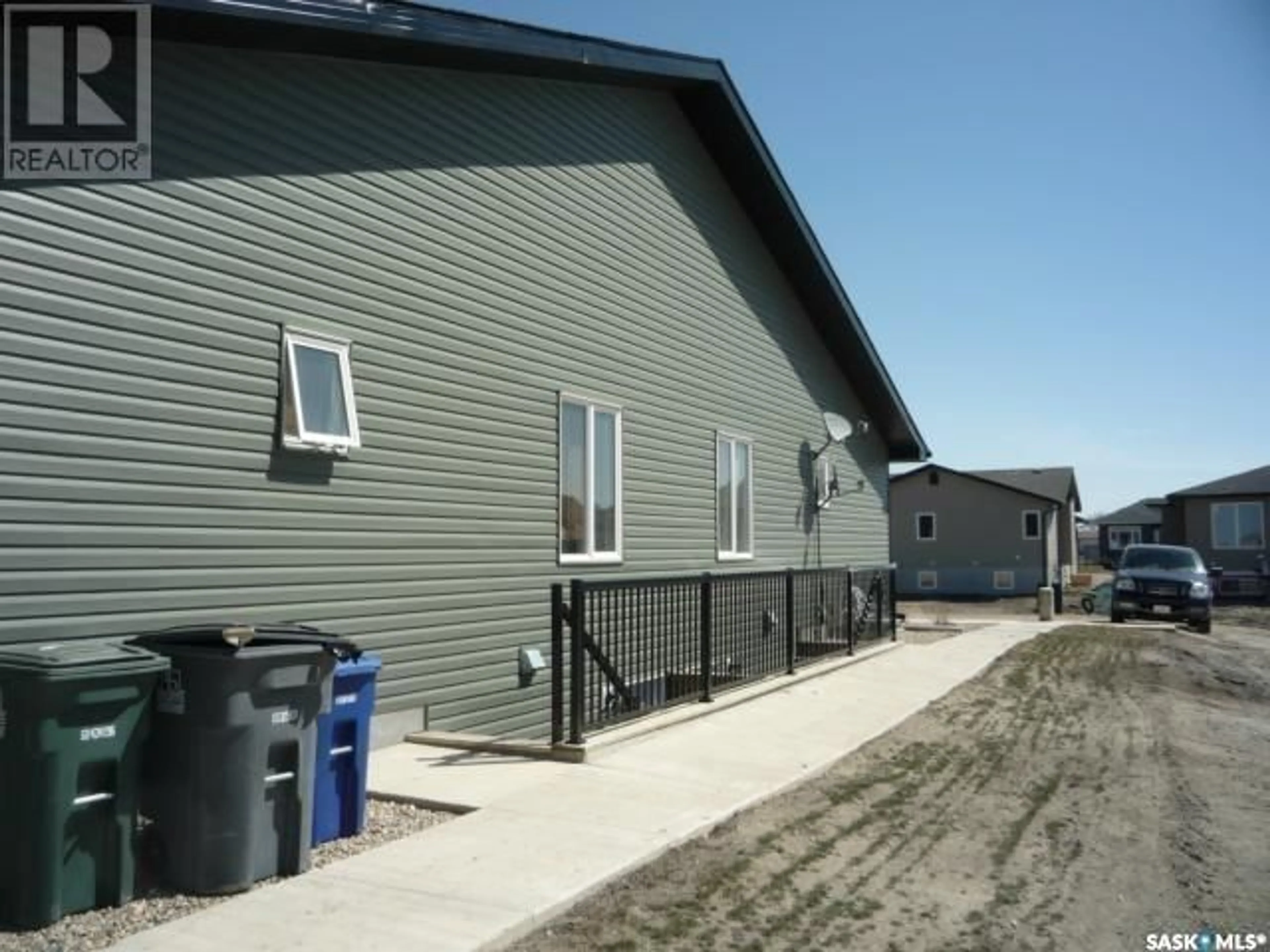 Frontside or backside of a home for 3 201 Carlyle AVENUE, Carlyle Saskatchewan S0C0R0