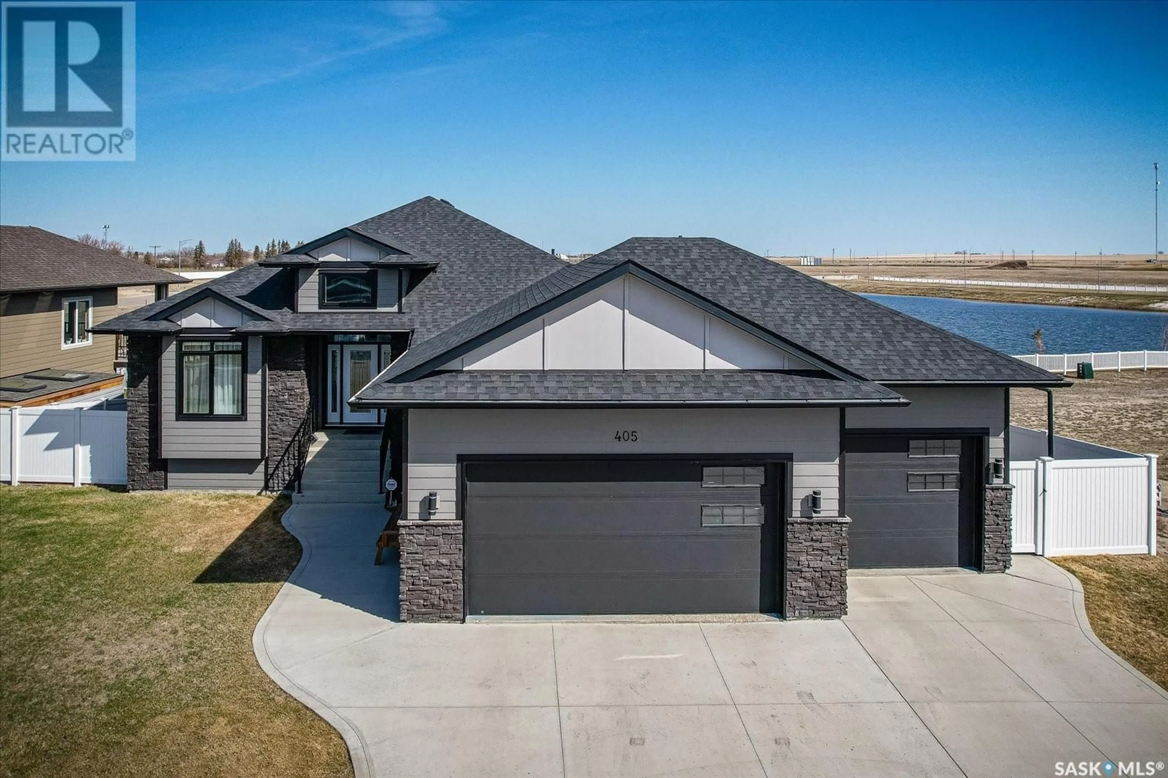 Frontside or backside of a home for 405 Prairie View DRIVE, Dundurn Saskatchewan S0K1K1