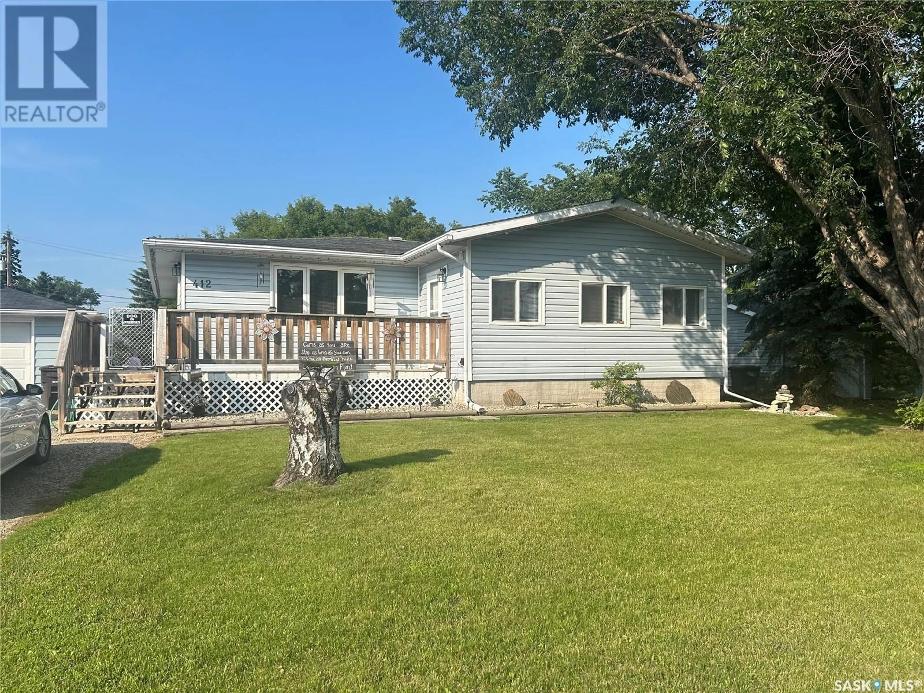 Frontside or backside of a home for 412 5th AVENUE E, Watrous Saskatchewan S0K4T0