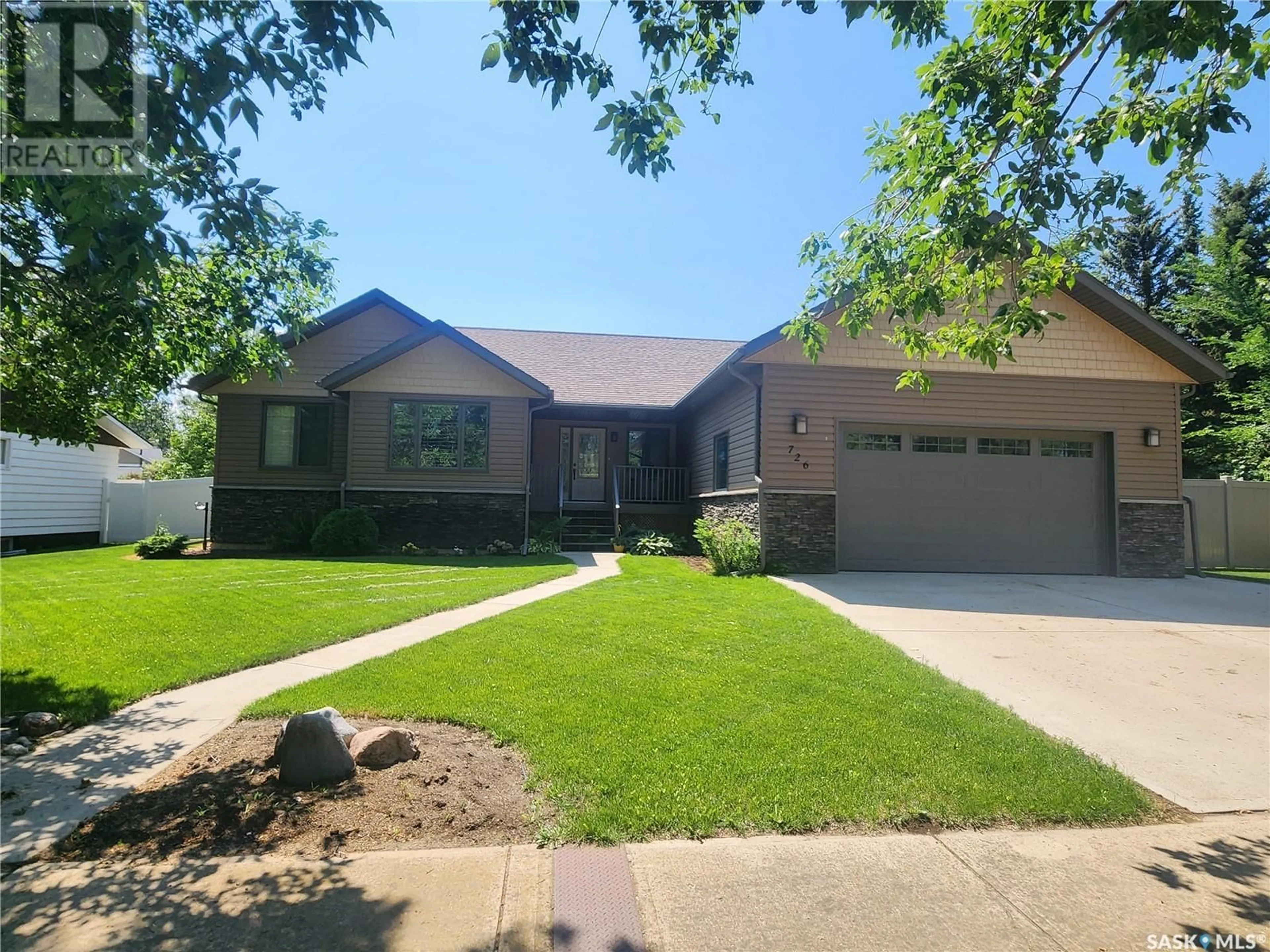 Frontside or backside of a home for 726 Bertrand AVENUE, Radville Saskatchewan S0C2G0